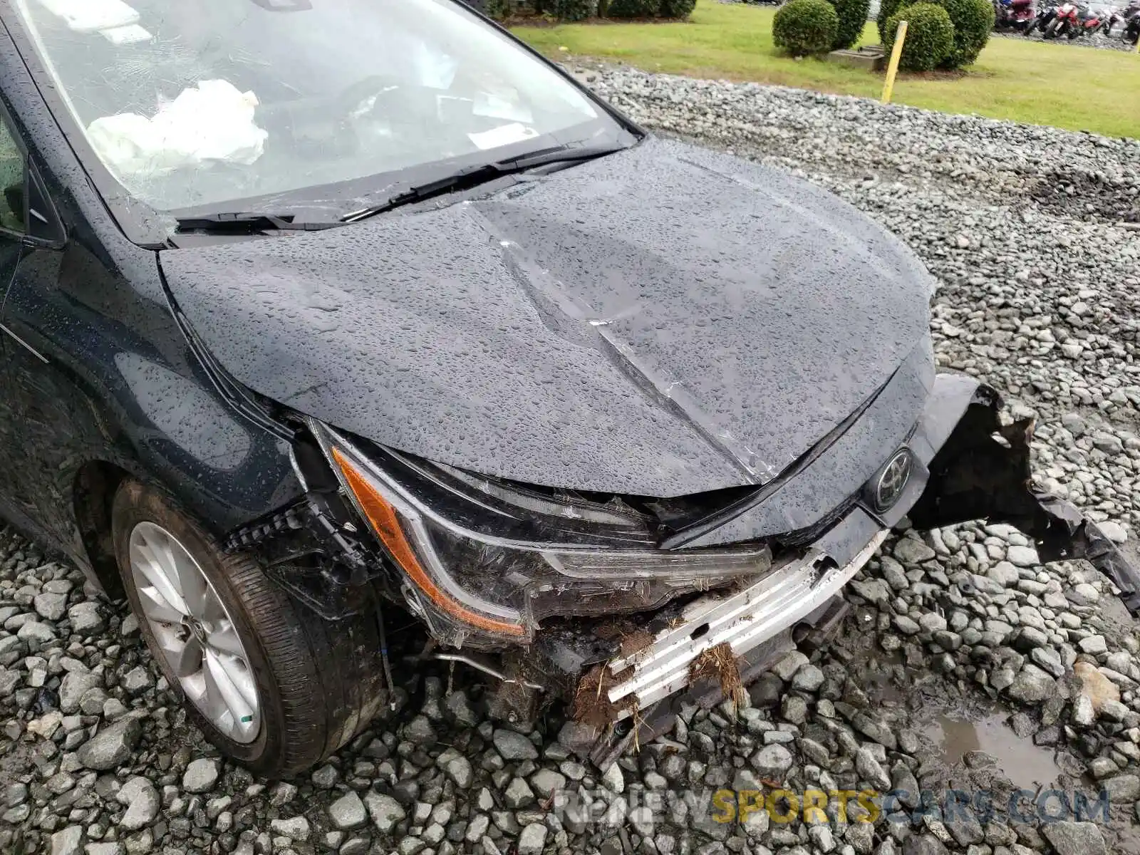 9 Photograph of a damaged car JTDHPRAE8LJ045019 TOYOTA COROLLA 2020