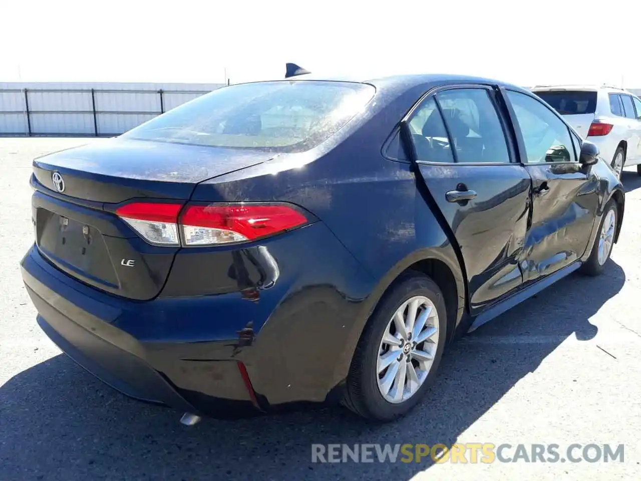 4 Photograph of a damaged car JTDHPRAEXLJ012586 TOYOTA COROLLA 2020