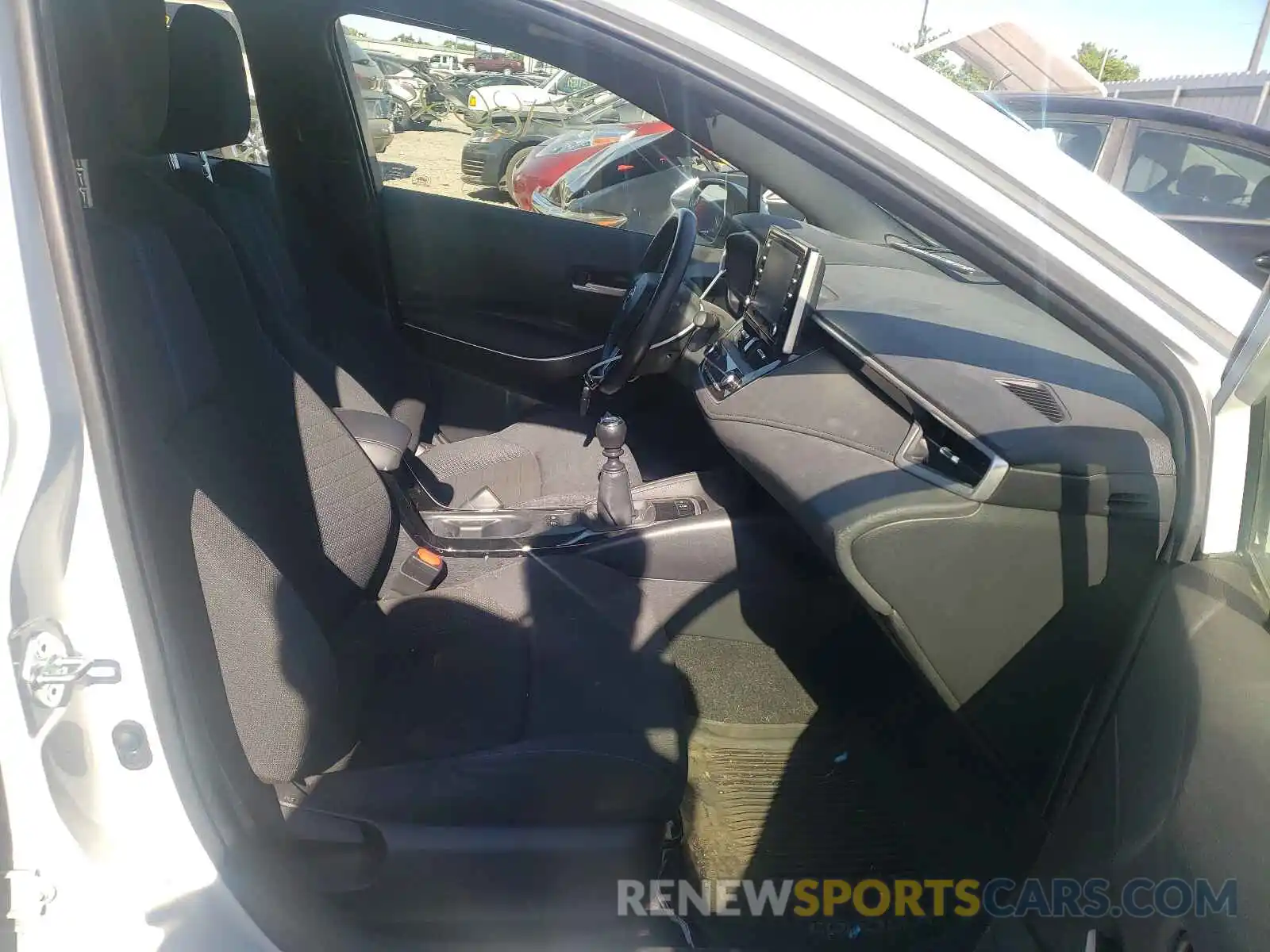 5 Photograph of a damaged car JTDM4RCE4LJ013351 TOYOTA COROLLA 2020