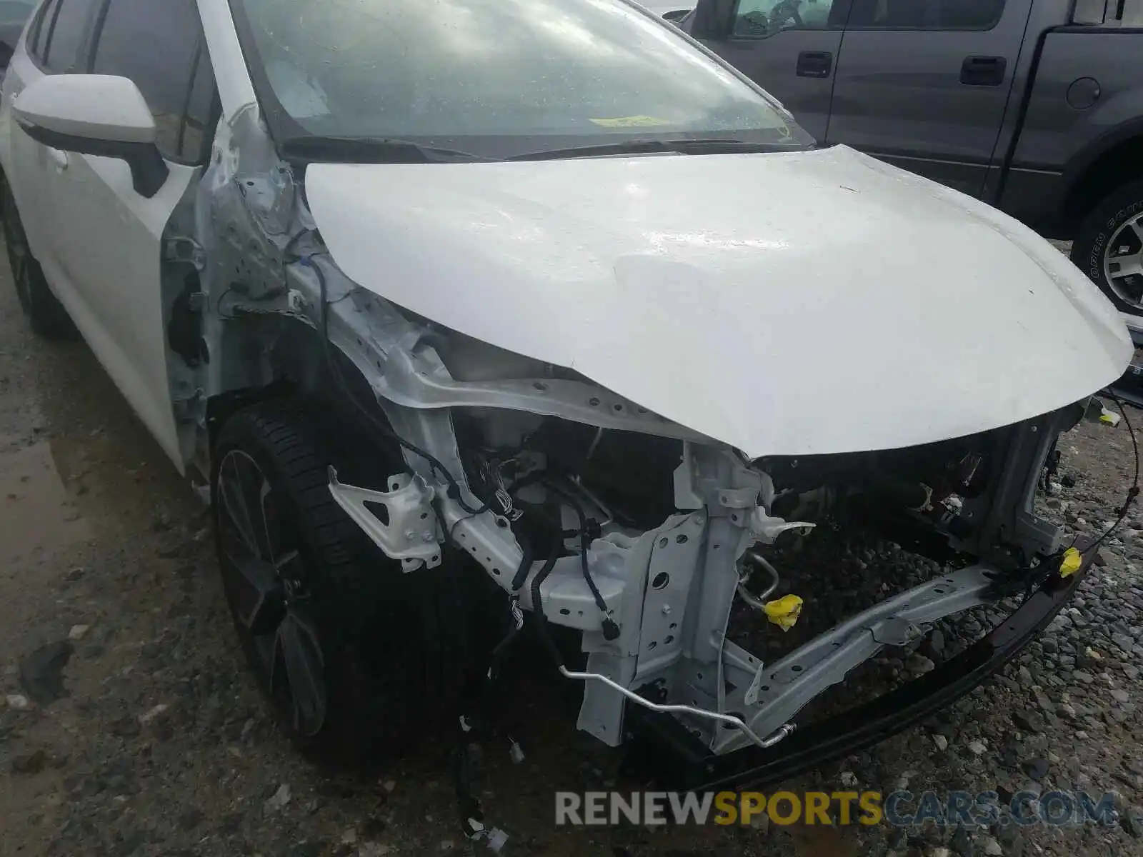 9 Photograph of a damaged car JTDM4RCE4LJ035138 TOYOTA COROLLA 2020