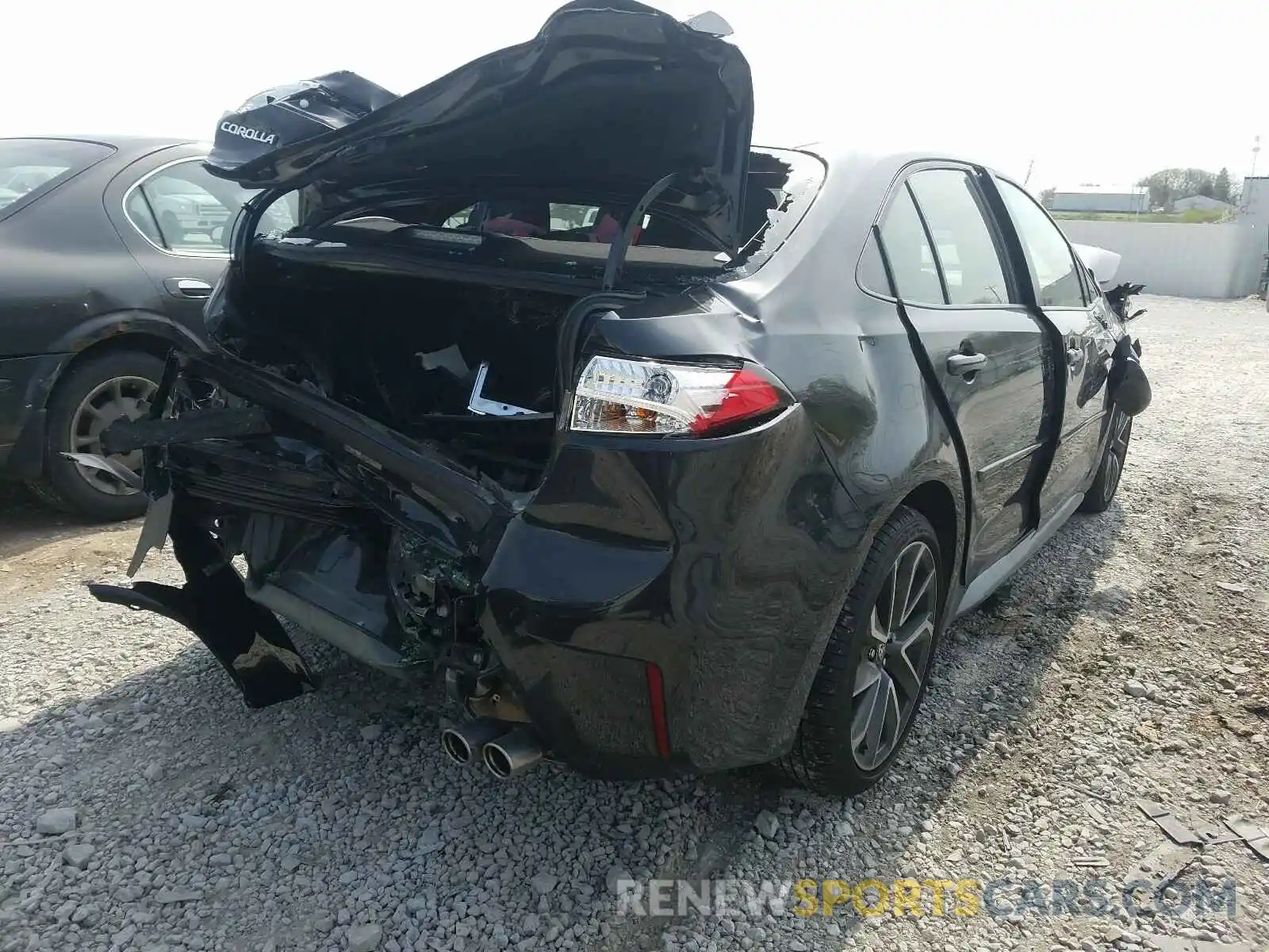 4 Photograph of a damaged car JTDM4RCE5LJ014301 TOYOTA COROLLA 2020