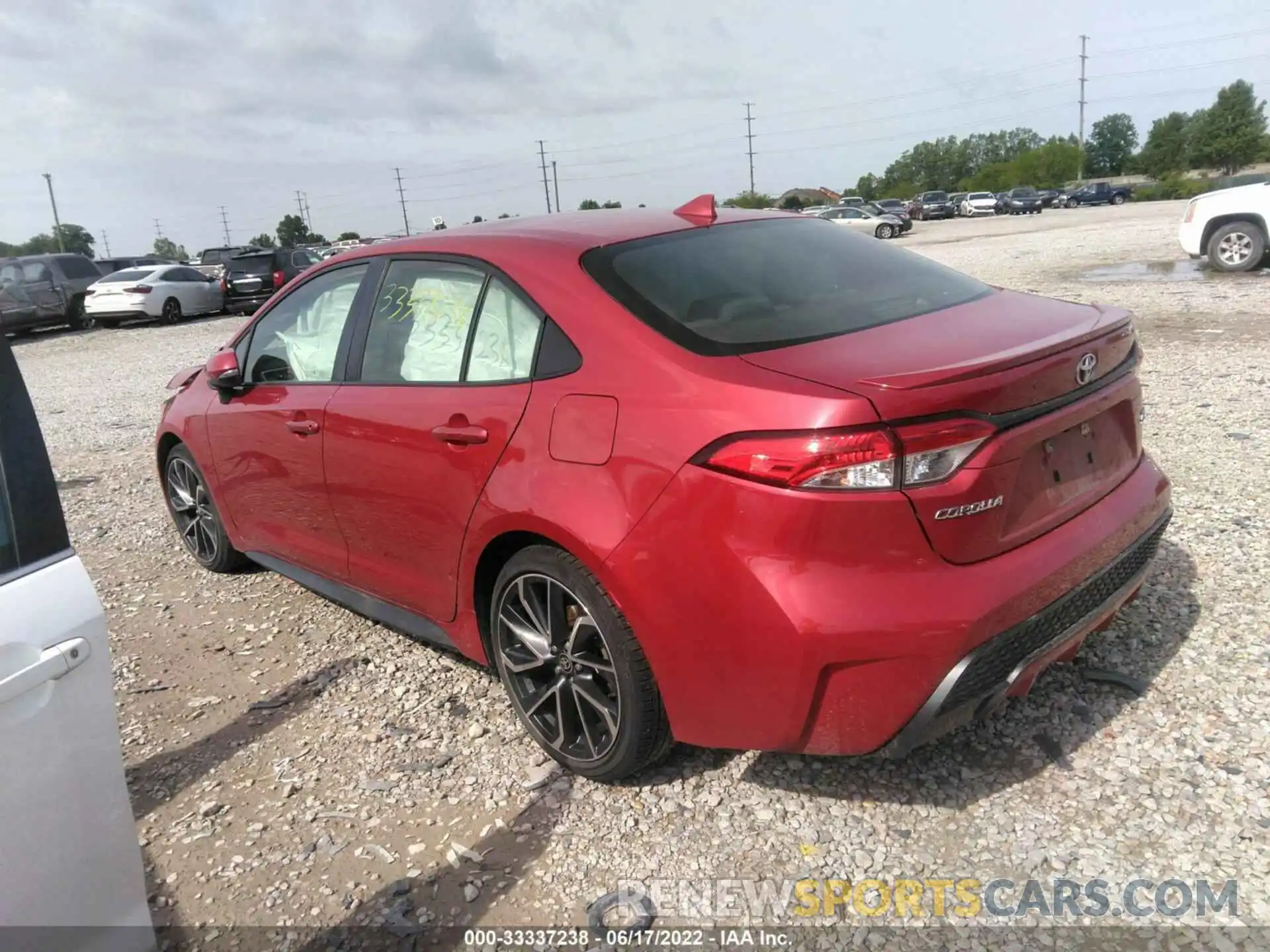 3 Photograph of a damaged car JTDM4RCE5LJ015156 TOYOTA COROLLA 2020