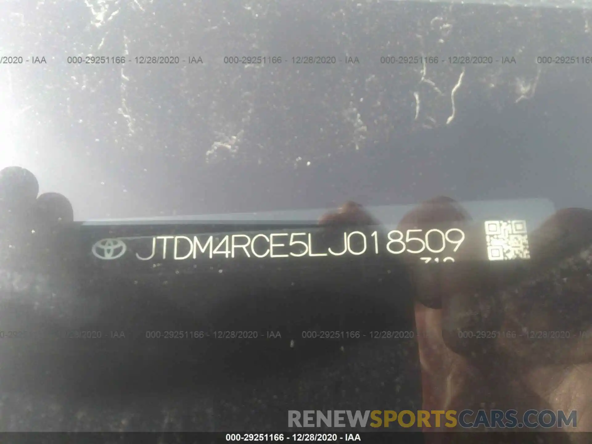 9 Фотография поврежденного автомобиля JTDM4RCE5LJ018509 TOYOTA COROLLA 2020