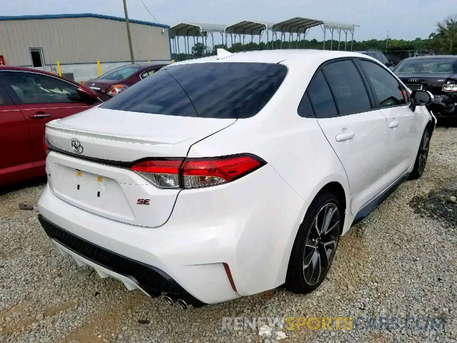 4 Photograph of a damaged car JTDM4RCE5LJ030689 TOYOTA COROLLA 2020