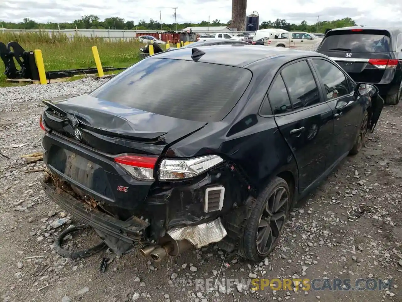 4 Photograph of a damaged car JTDM4RCE5LJ042888 TOYOTA COROLLA 2020