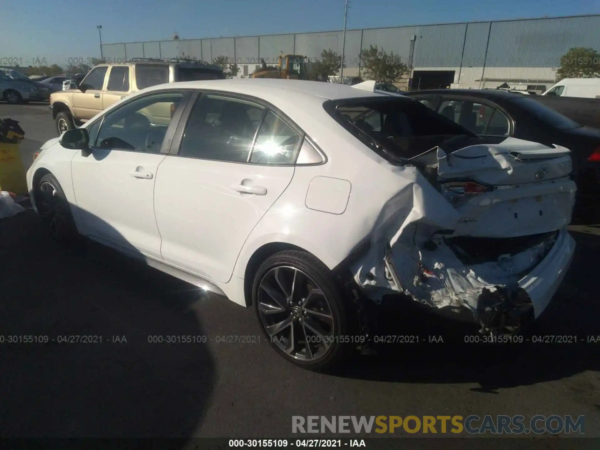 3 Photograph of a damaged car JTDM4RCE6LJ004151 TOYOTA COROLLA 2020