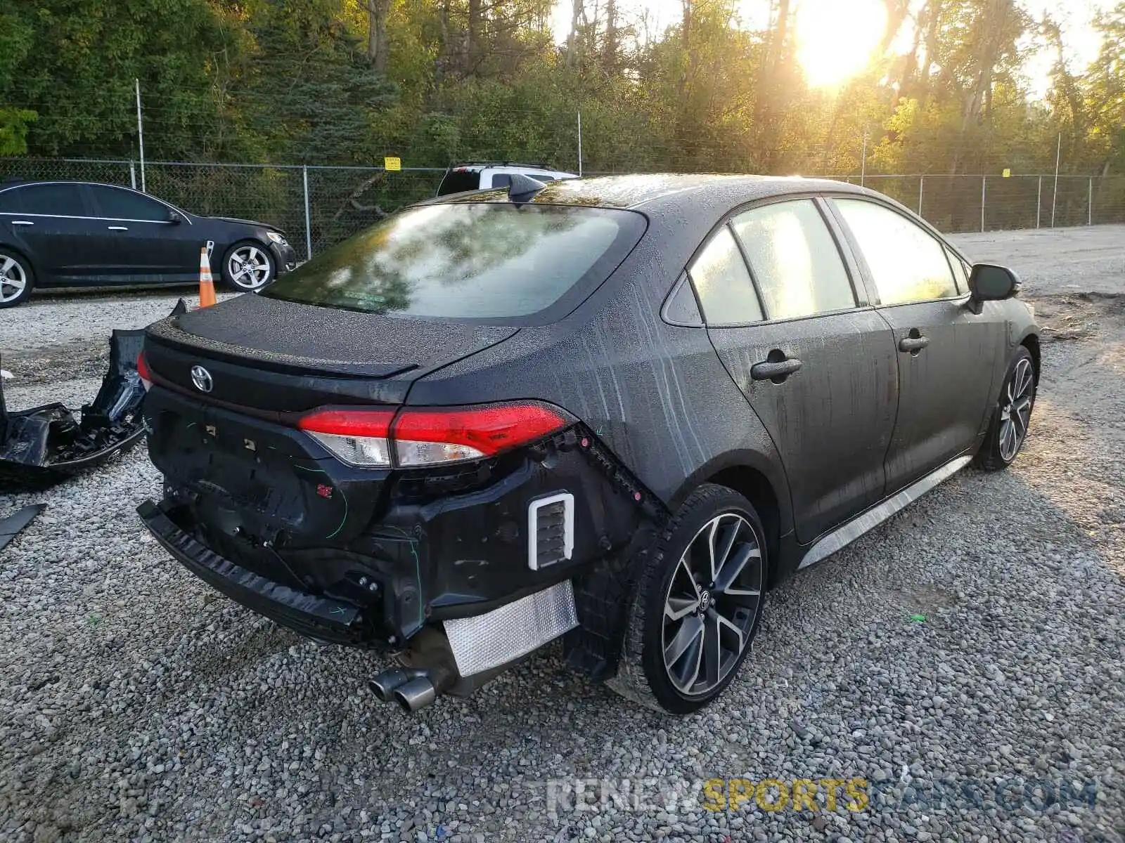 4 Photograph of a damaged car JTDM4RCE7LJ010122 TOYOTA COROLLA 2020