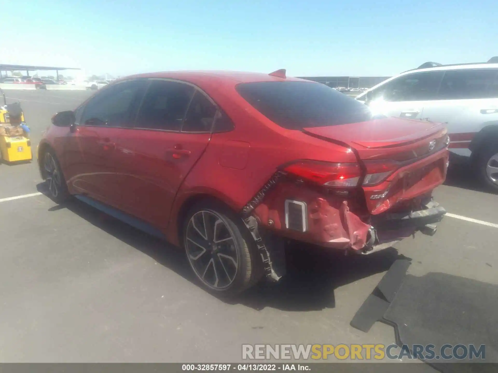 3 Photograph of a damaged car JTDM4RCE8LJ000876 TOYOTA COROLLA 2020