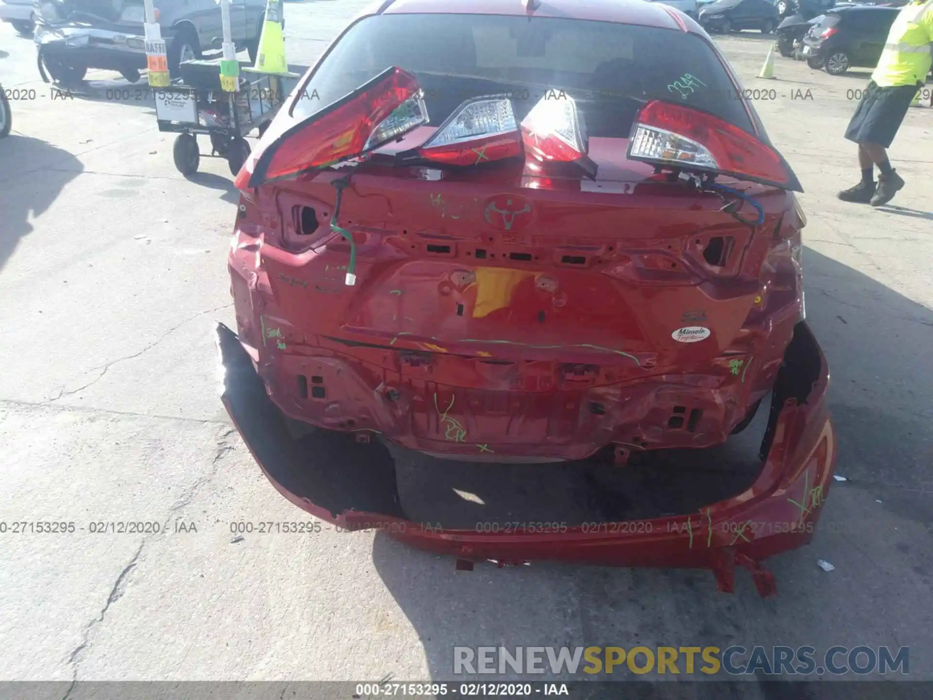 6 Photograph of a damaged car JTDM4RCE9LJ036950 TOYOTA COROLLA 2020