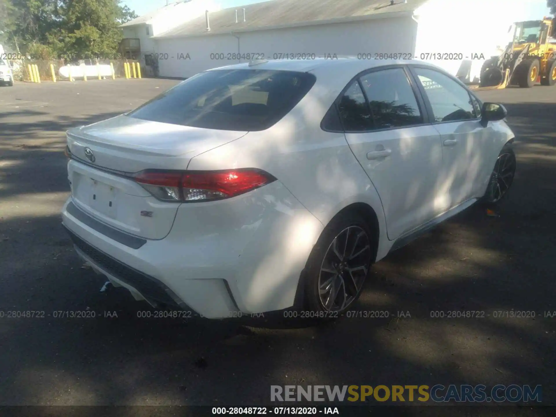 4 Photograph of a damaged car JTDP4RCE0LJ003123 TOYOTA COROLLA 2020