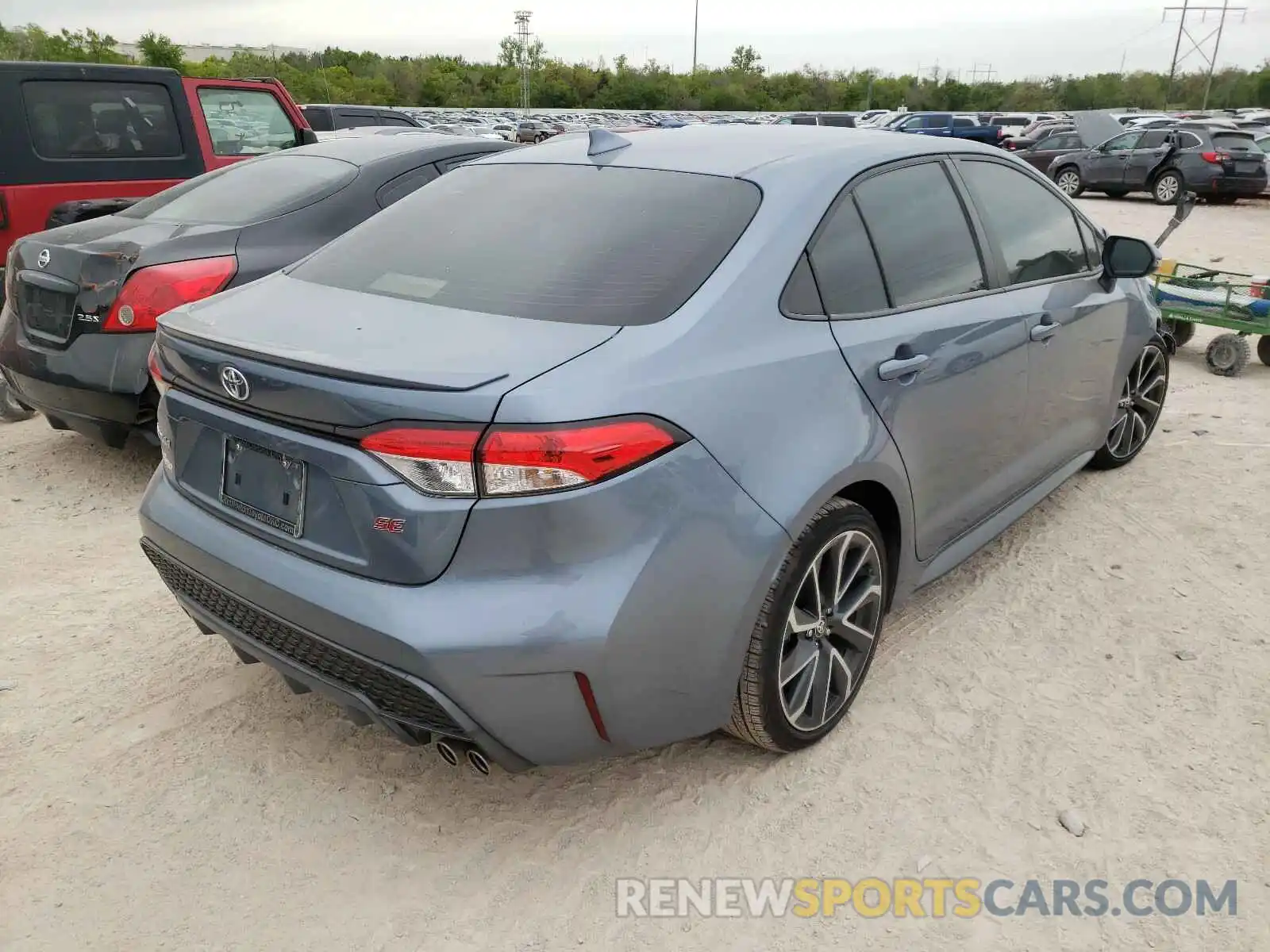 4 Photograph of a damaged car JTDP4RCE0LJ005633 TOYOTA COROLLA 2020