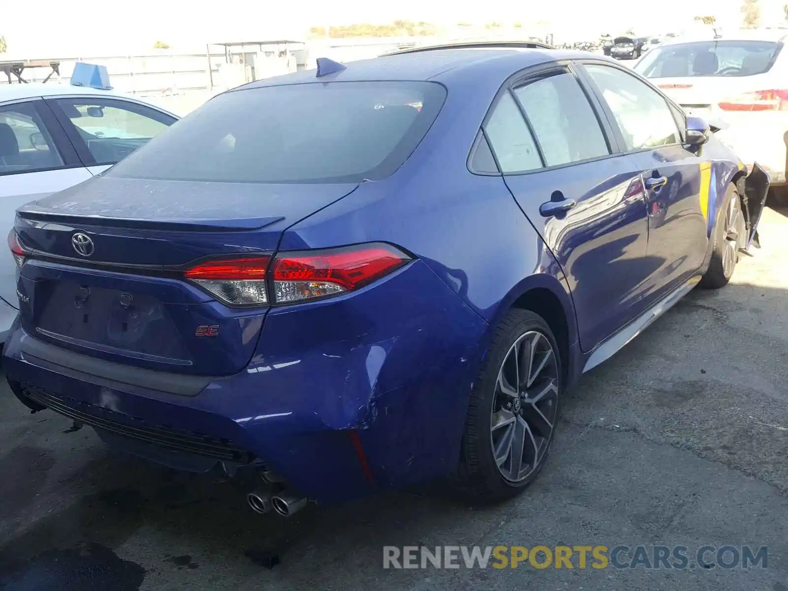 4 Photograph of a damaged car JTDP4RCE0LJ017054 TOYOTA COROLLA 2020