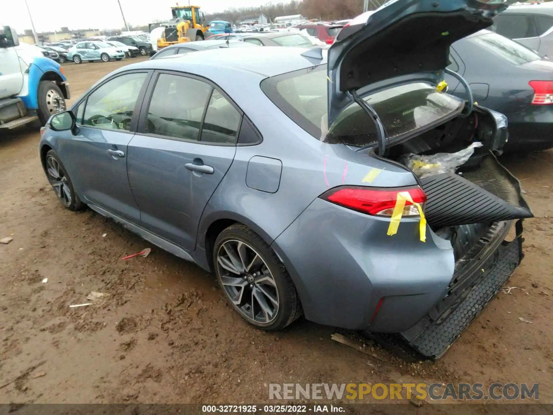 3 Photograph of a damaged car JTDP4RCE0LJ018317 TOYOTA COROLLA 2020