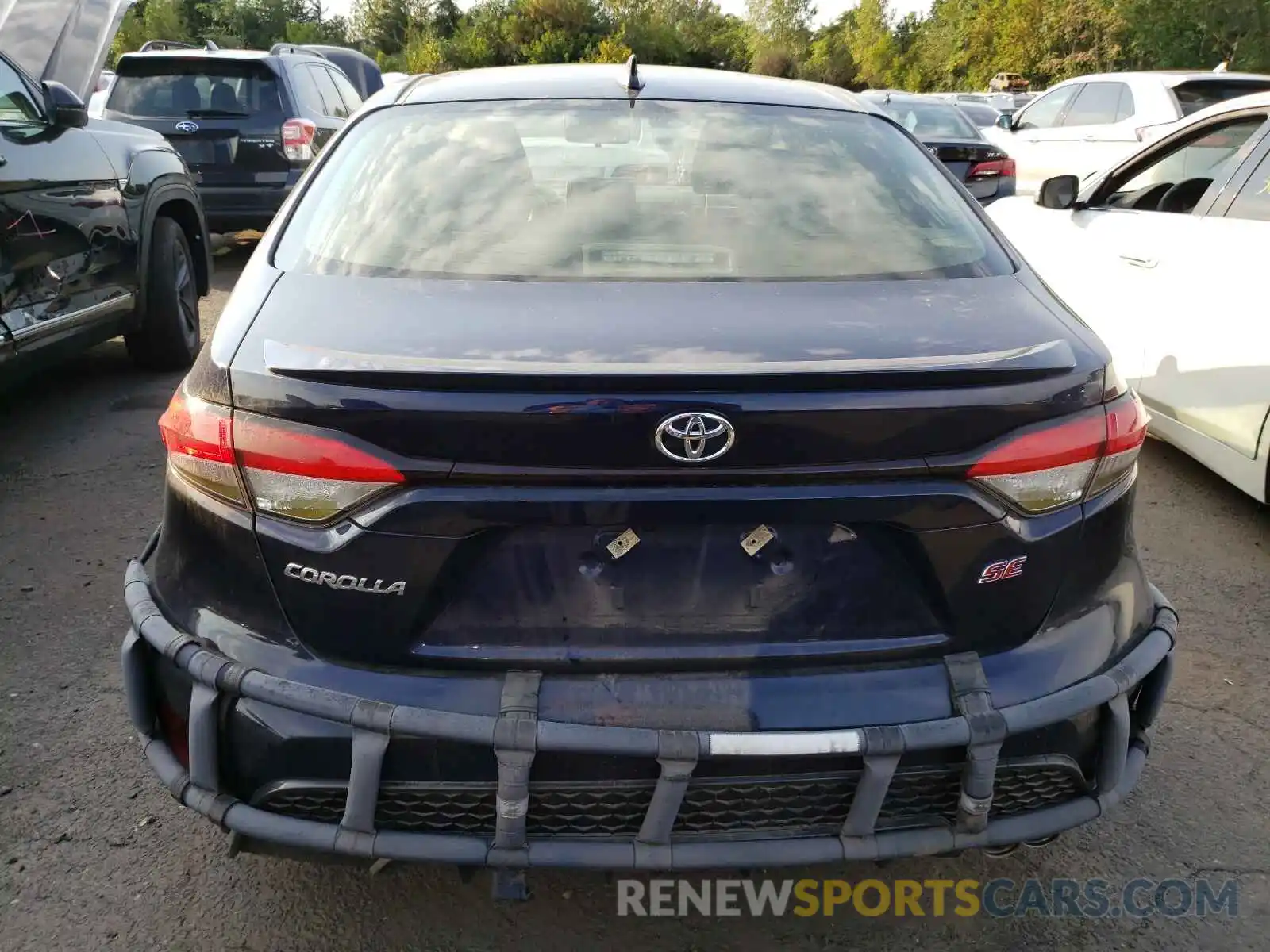 9 Photograph of a damaged car JTDP4RCE0LJ020102 TOYOTA COROLLA 2020