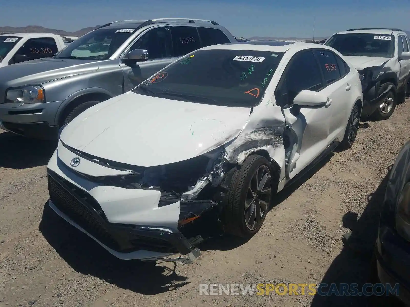 2 Photograph of a damaged car JTDP4RCE1LJ008928 TOYOTA COROLLA 2020