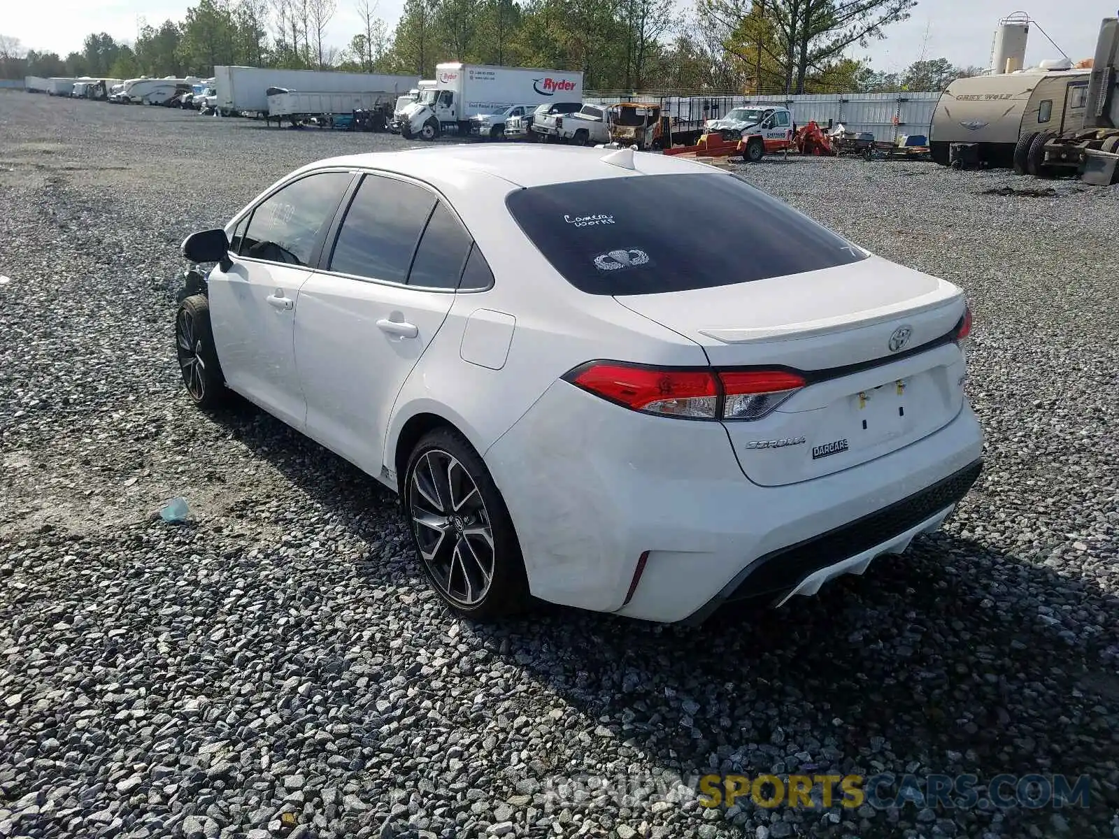 3 Photograph of a damaged car JTDP4RCE1LJ010663 TOYOTA COROLLA 2020