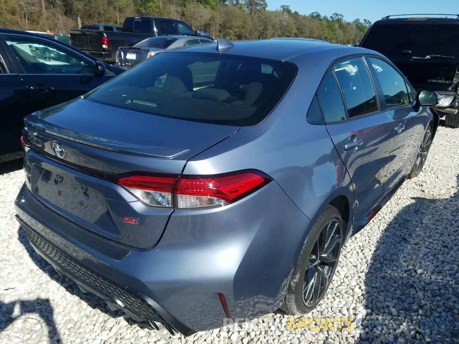 4 Photograph of a damaged car JTDP4RCE1LJ013823 TOYOTA COROLLA 2020