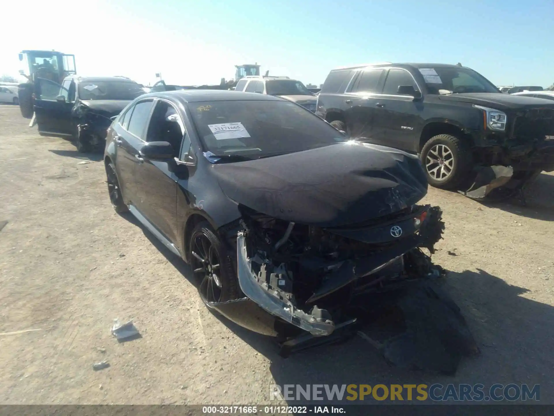 1 Photograph of a damaged car JTDP4RCE1LJ015085 TOYOTA COROLLA 2020