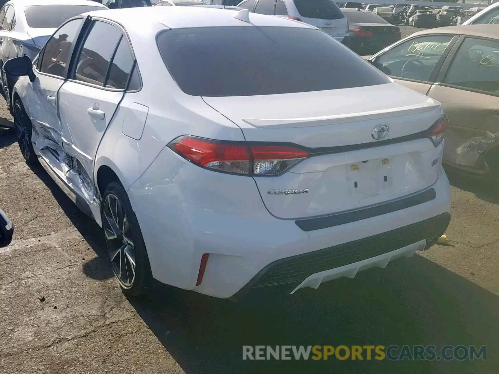 3 Photograph of a damaged car JTDP4RCE1LJ017595 TOYOTA COROLLA 2020