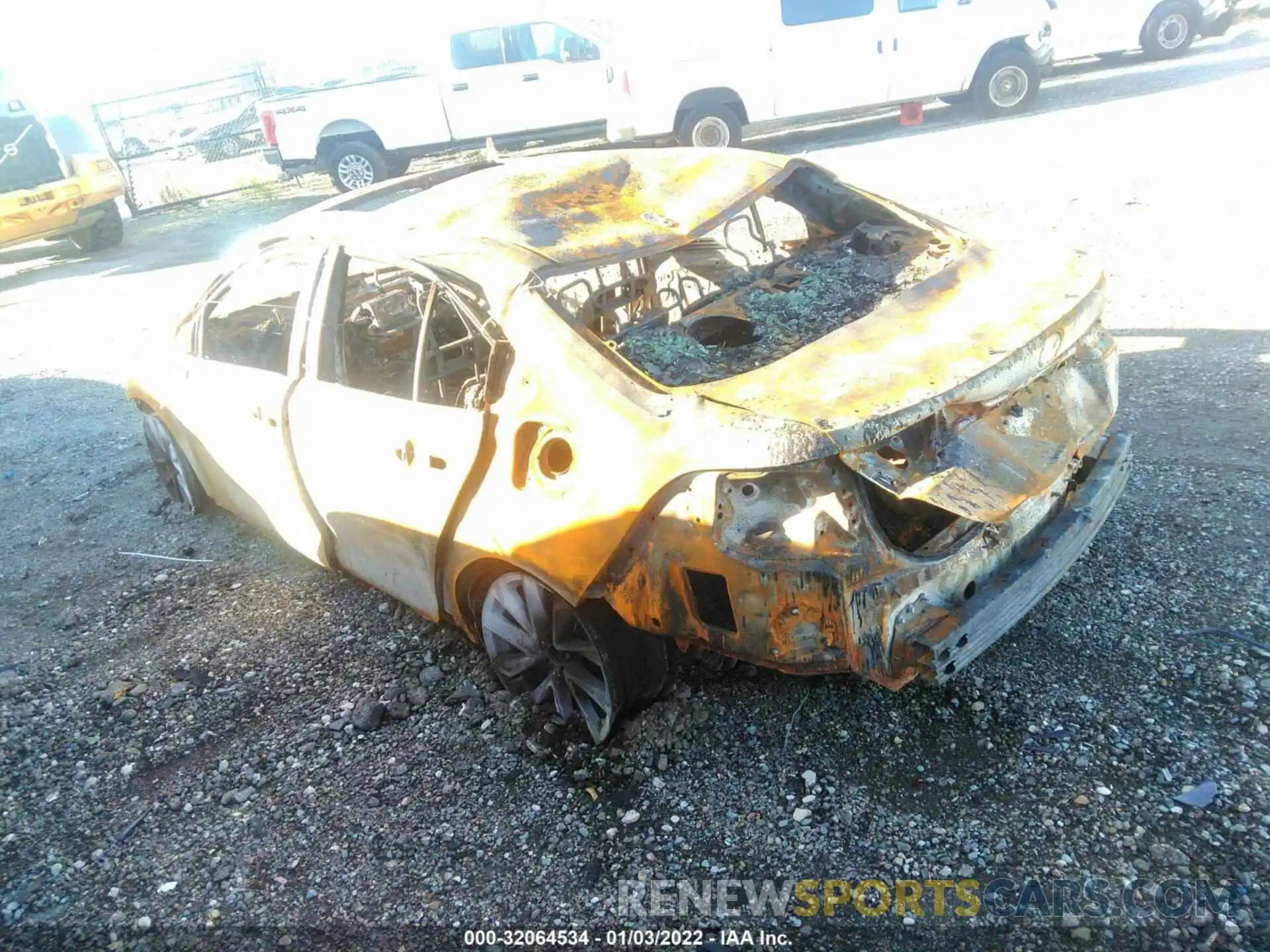 3 Photograph of a damaged car JTDP4RCE1LJ033733 TOYOTA COROLLA 2020