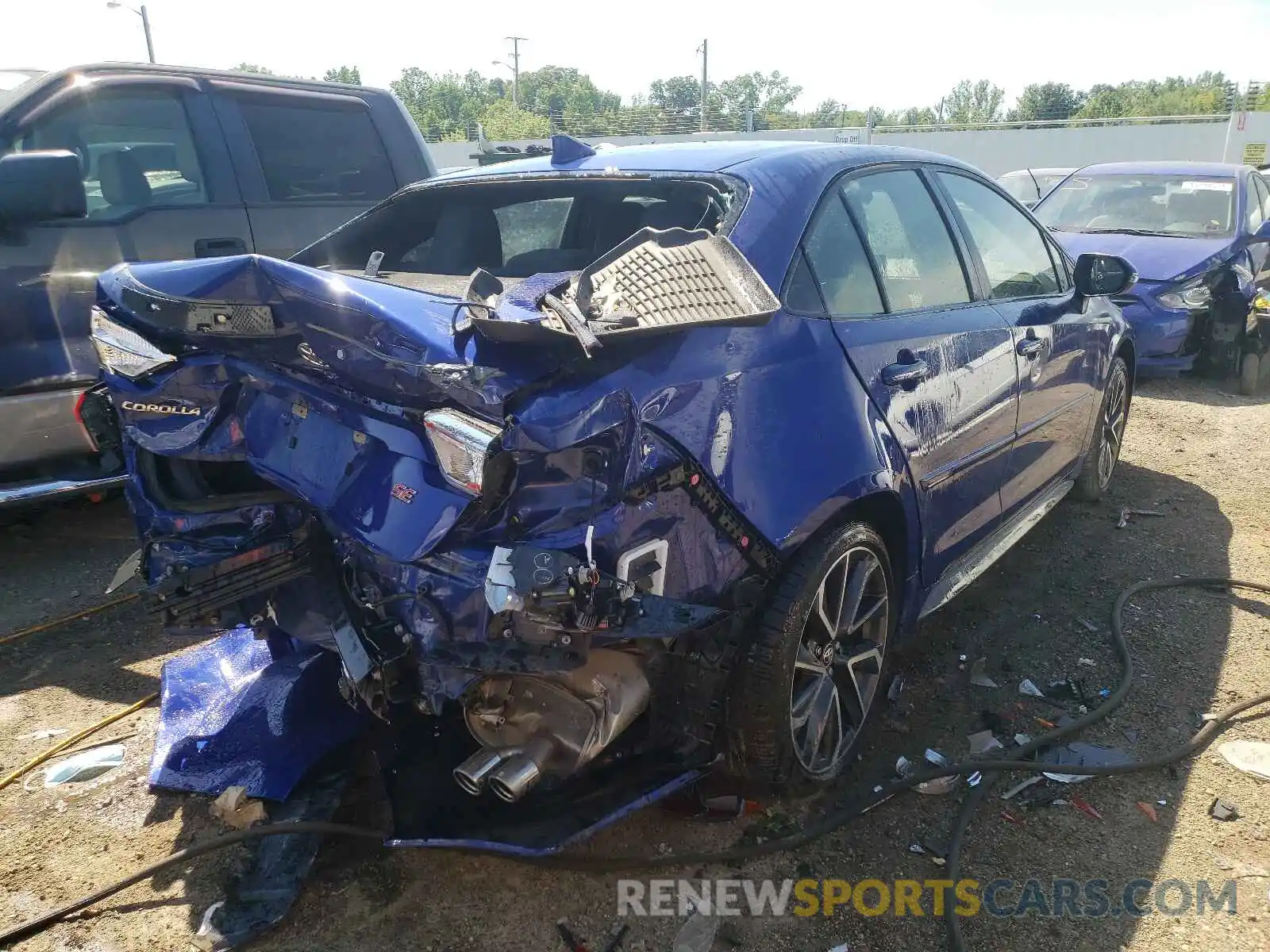 4 Photograph of a damaged car JTDP4RCE1LJ040813 TOYOTA COROLLA 2020