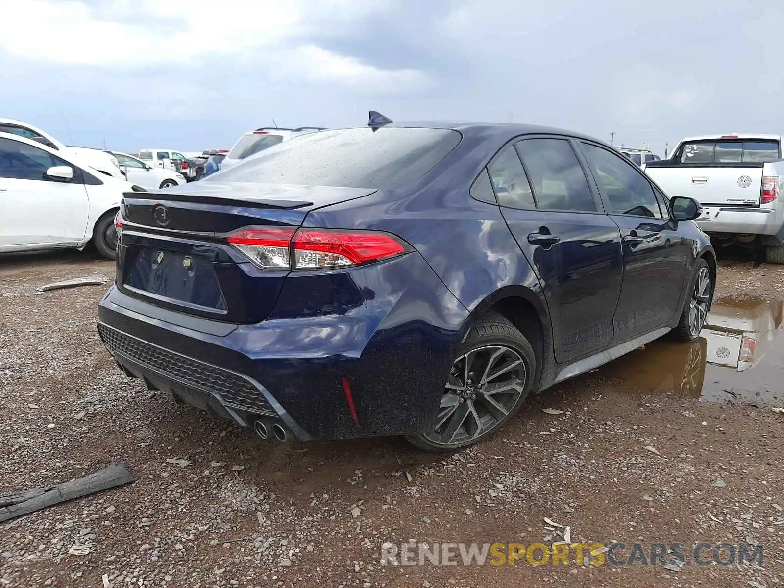 4 Photograph of a damaged car JTDP4RCE2LJ000465 TOYOTA COROLLA 2020