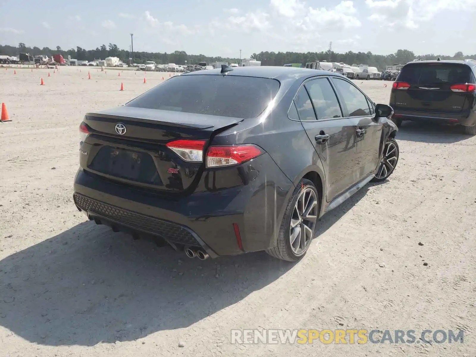 4 Photograph of a damaged car JTDP4RCE2LJ001793 TOYOTA COROLLA 2020