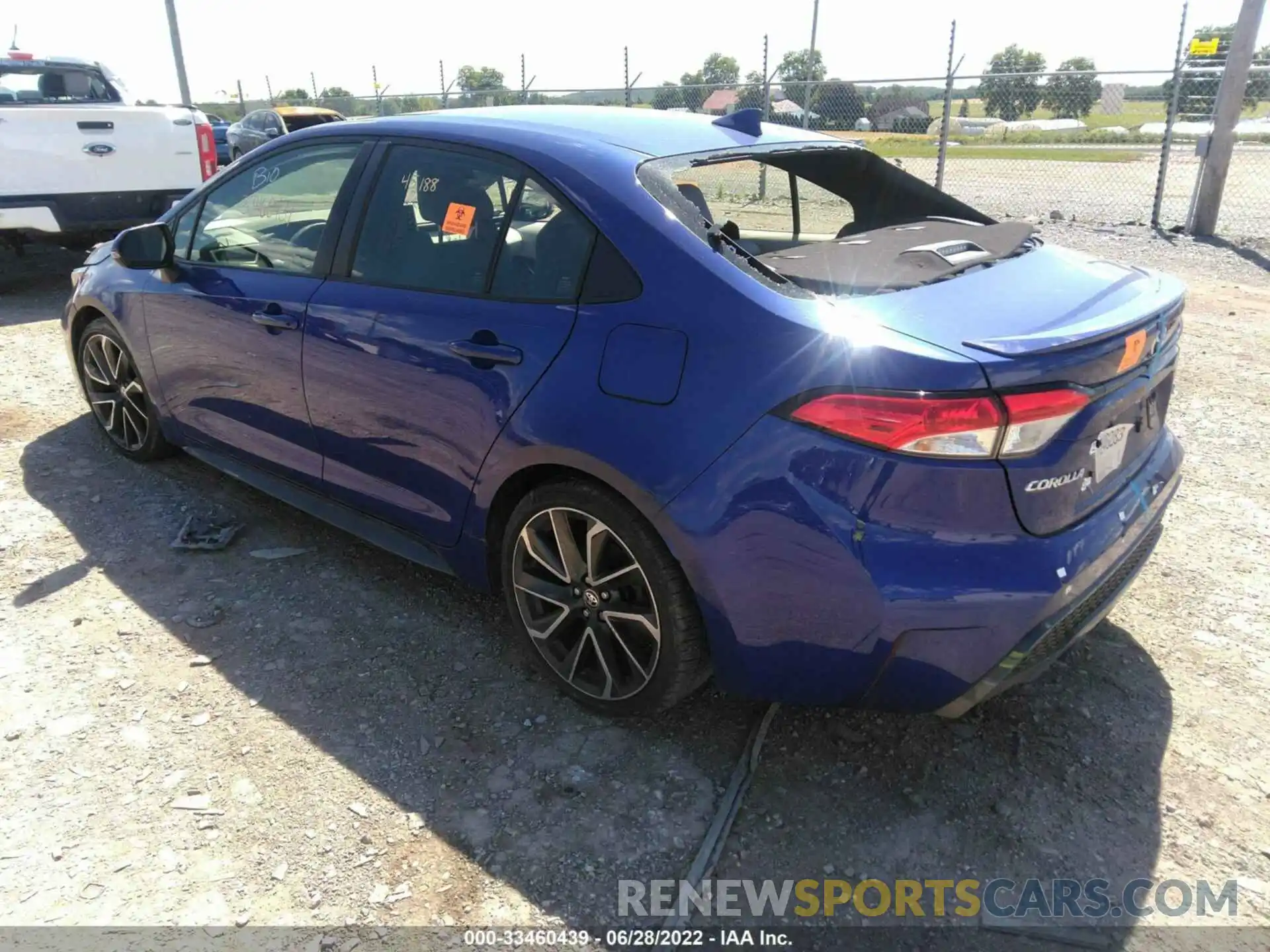 3 Photograph of a damaged car JTDP4RCE2LJ008033 TOYOTA COROLLA 2020