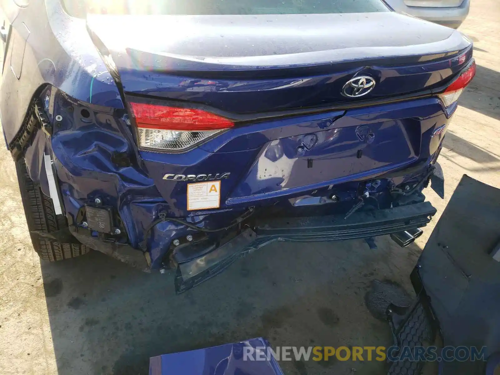 9 Photograph of a damaged car JTDP4RCE2LJ028301 TOYOTA COROLLA 2020