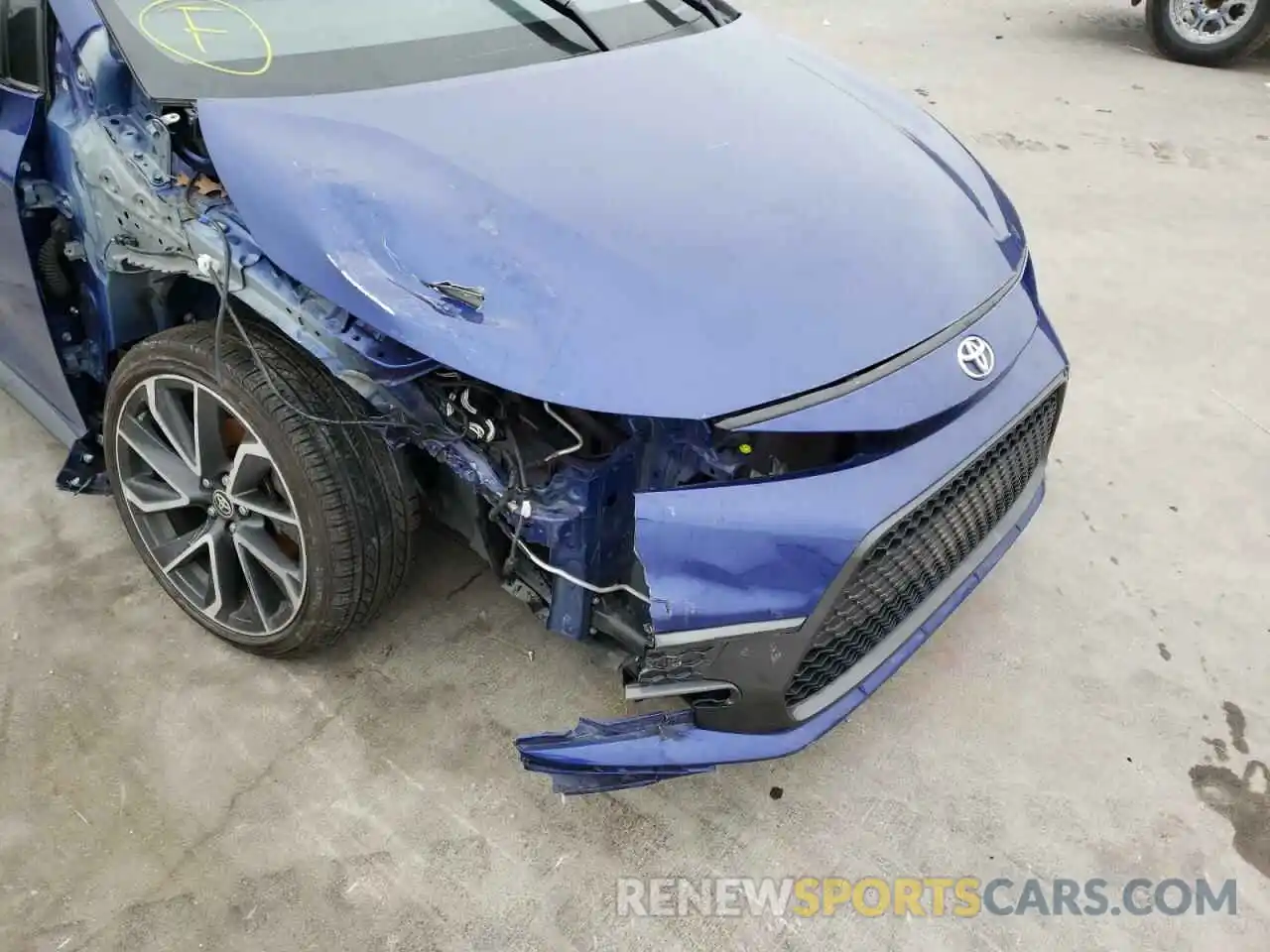 9 Photograph of a damaged car JTDP4RCE2LJ035233 TOYOTA COROLLA 2020