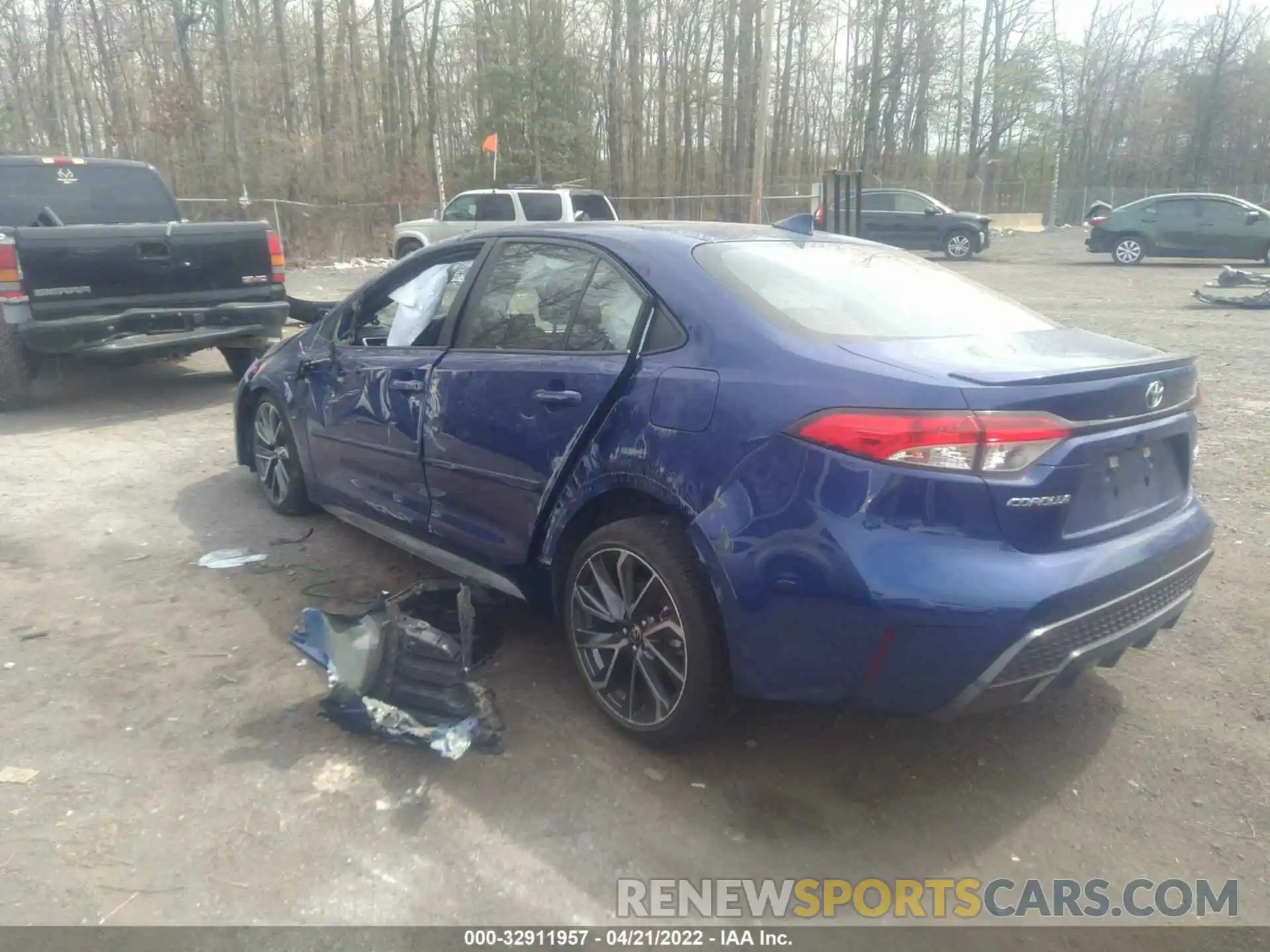 3 Photograph of a damaged car JTDP4RCE2LJ038231 TOYOTA COROLLA 2020