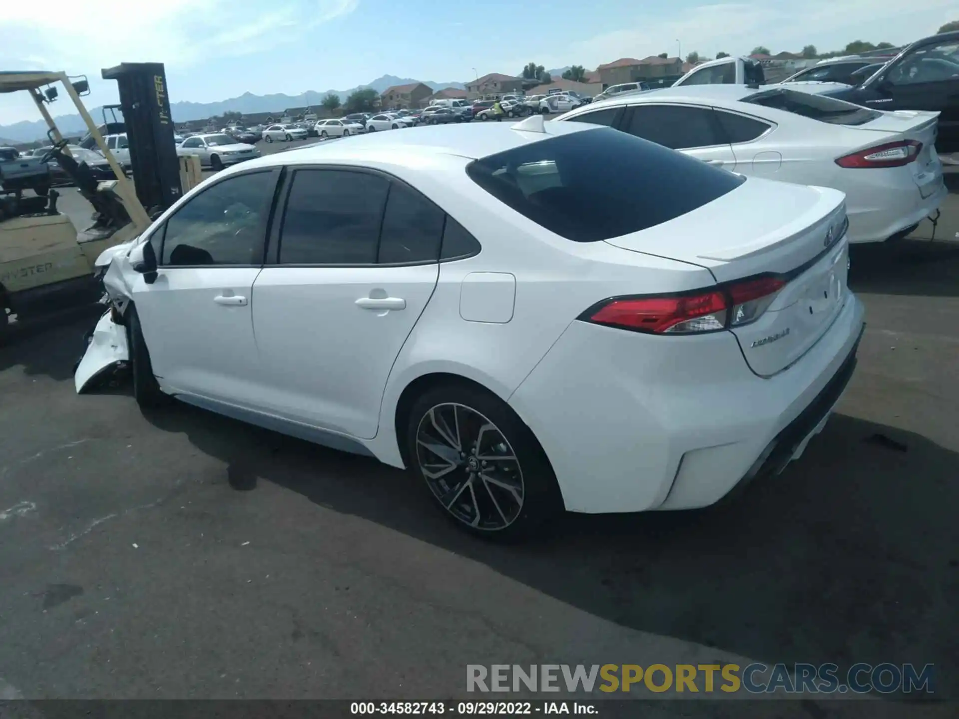 3 Photograph of a damaged car JTDP4RCE3LJ002905 TOYOTA COROLLA 2020