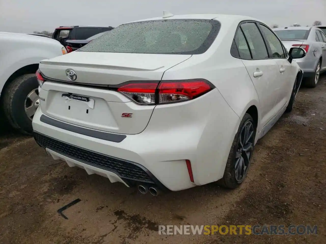 4 Photograph of a damaged car JTDP4RCE3LJ002984 TOYOTA COROLLA 2020