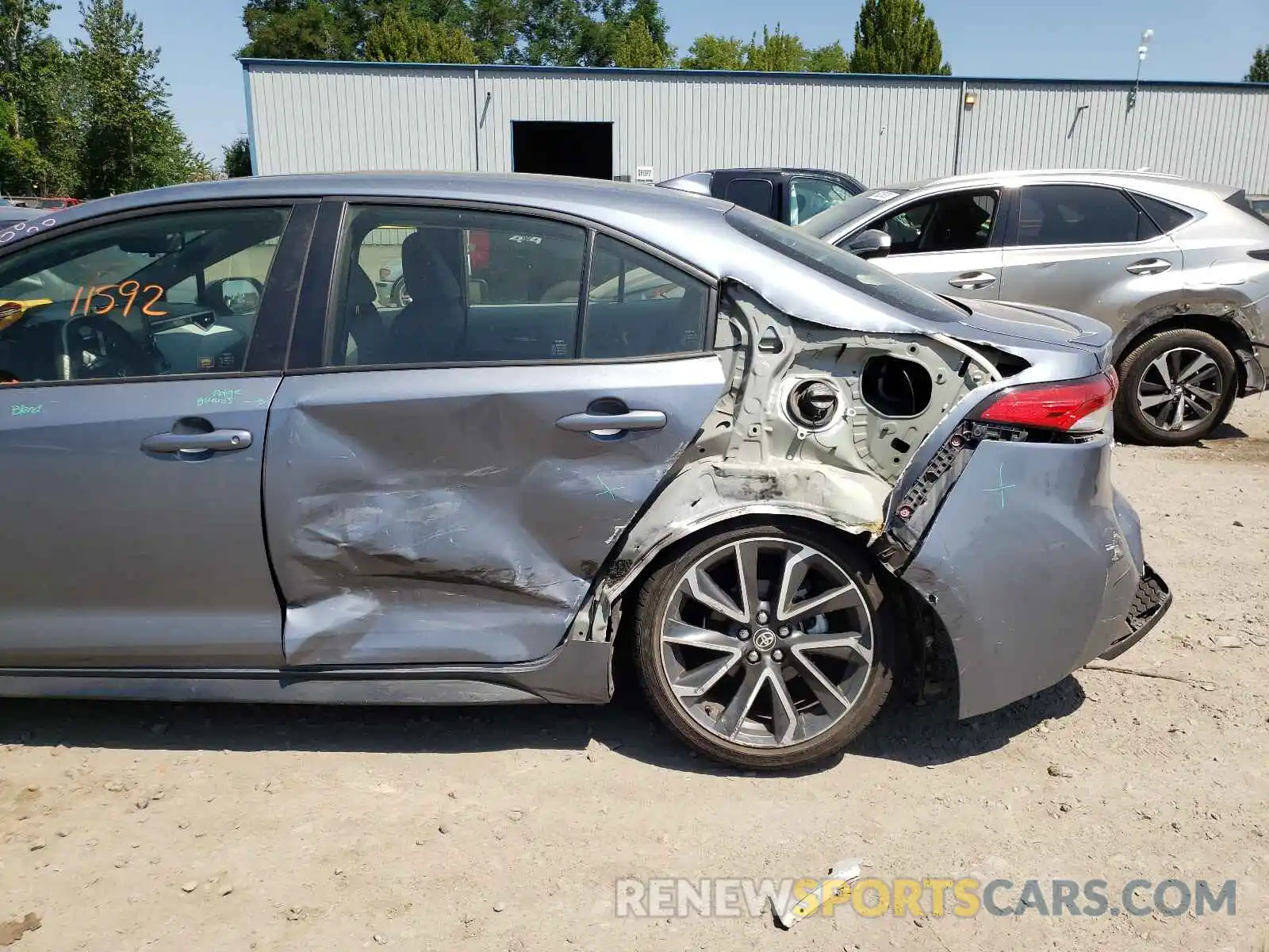 9 Photograph of a damaged car JTDP4RCE3LJ008882 TOYOTA COROLLA 2020