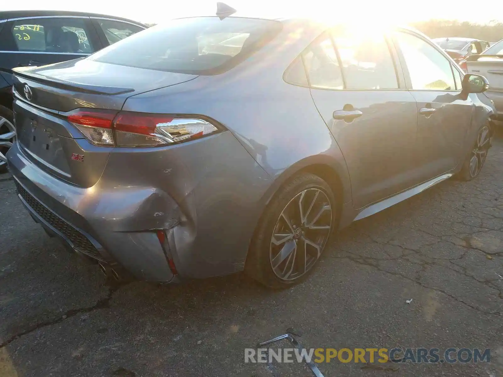 4 Photograph of a damaged car JTDP4RCE3LJ011393 TOYOTA COROLLA 2020