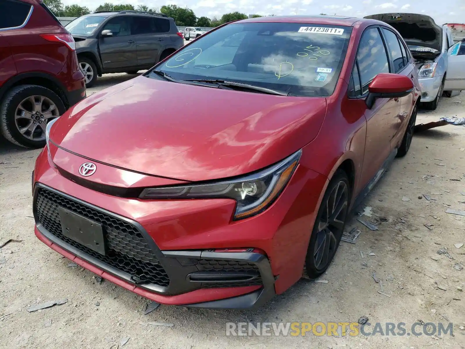 2 Photograph of a damaged car JTDP4RCE3LJ015010 TOYOTA COROLLA 2020