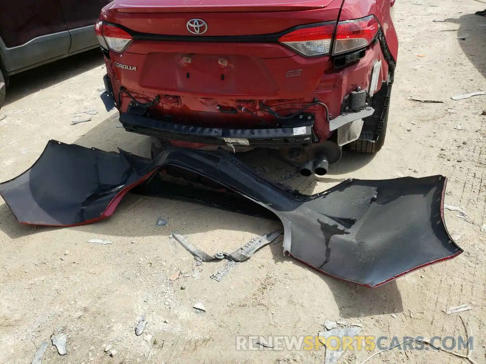 9 Photograph of a damaged car JTDP4RCE3LJ015010 TOYOTA COROLLA 2020