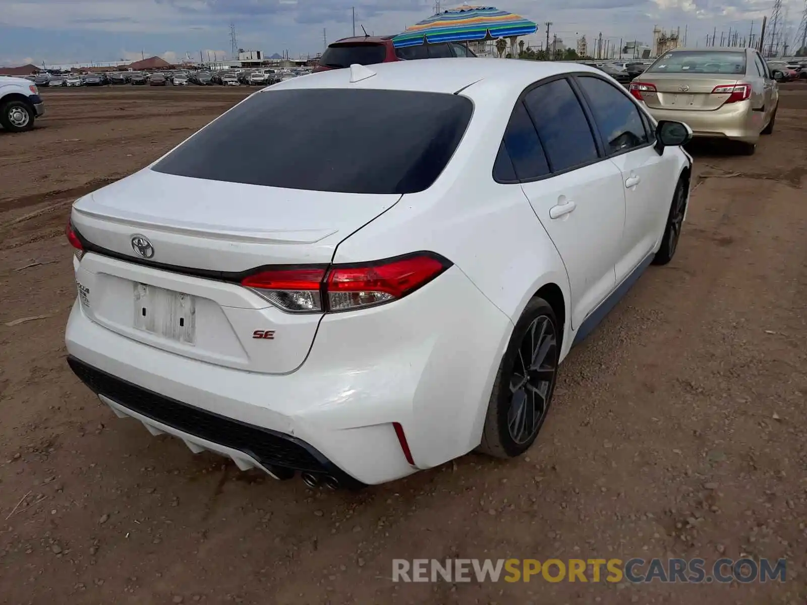 3 Photograph of a damaged car JTDP4RCE3LJ018425 TOYOTA COROLLA 2020