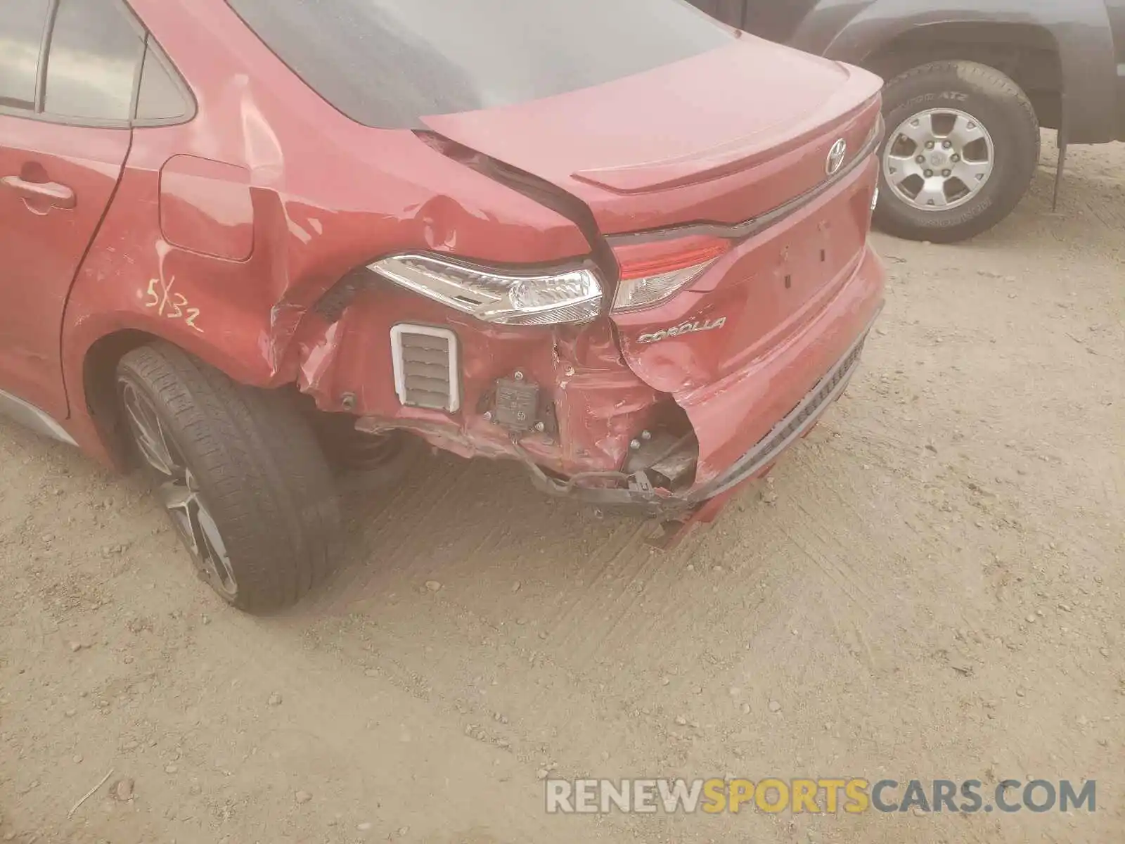 9 Photograph of a damaged car JTDP4RCE3LJ028887 TOYOTA COROLLA 2020