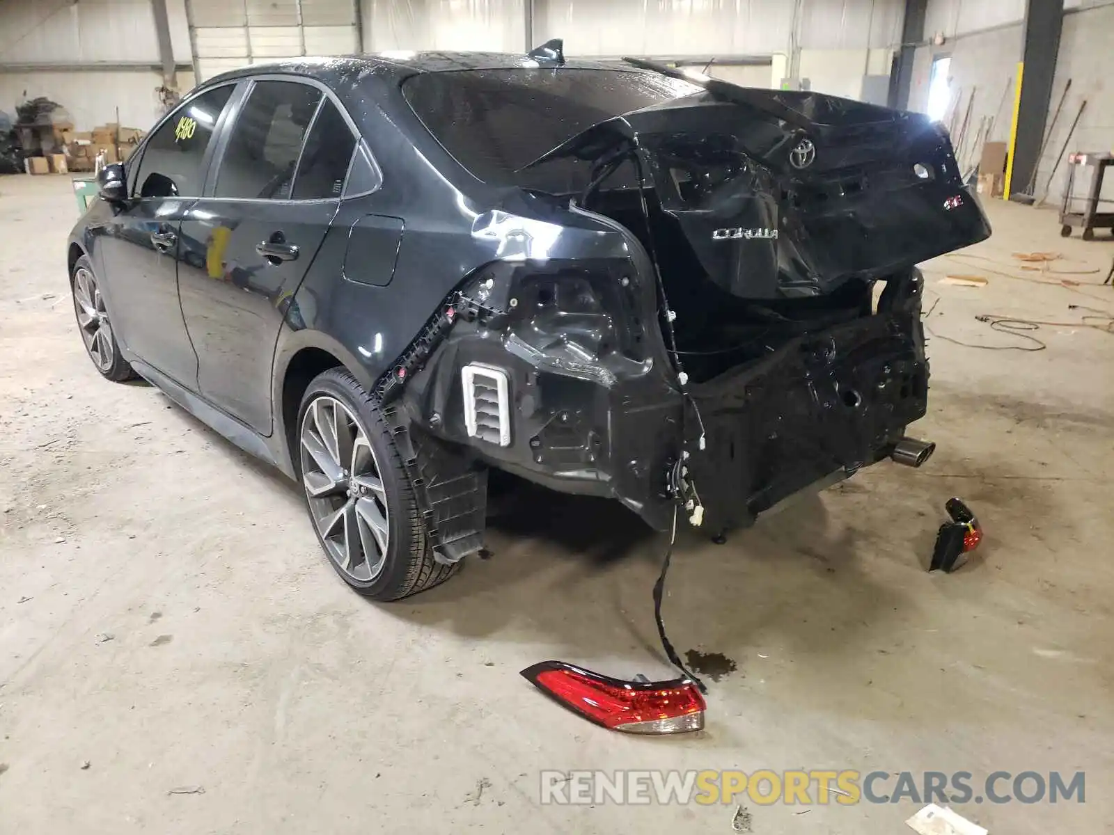 3 Photograph of a damaged car JTDP4RCE3LJ039369 TOYOTA COROLLA 2020