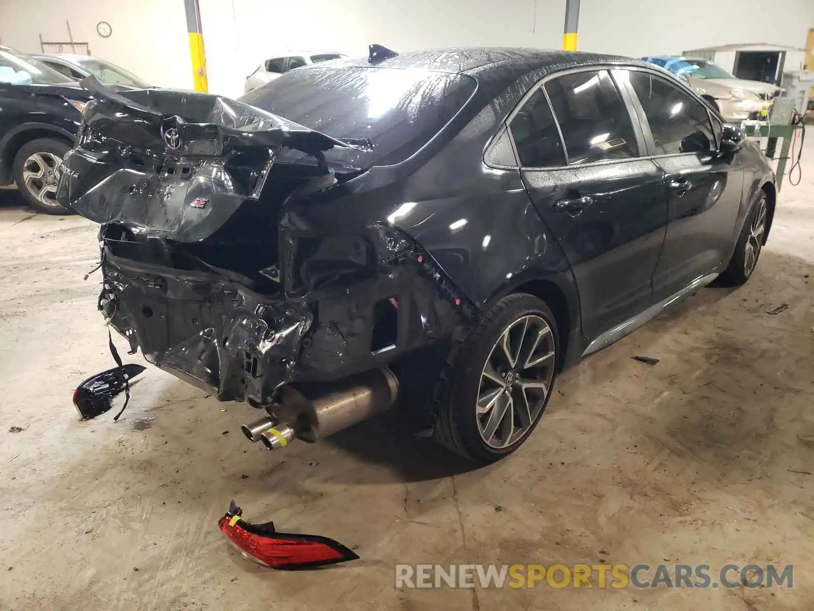 4 Photograph of a damaged car JTDP4RCE3LJ039369 TOYOTA COROLLA 2020