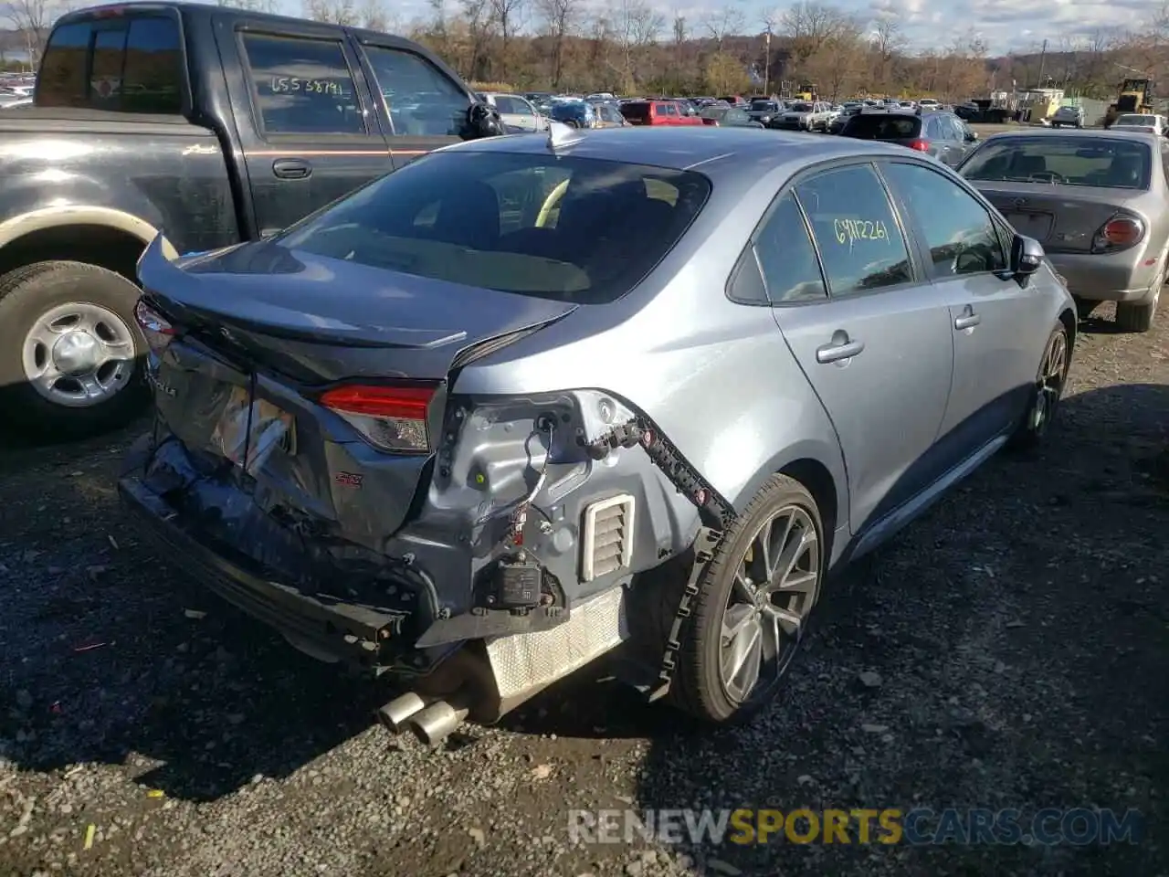 4 Photograph of a damaged car JTDP4RCE3LJ043969 TOYOTA COROLLA 2020