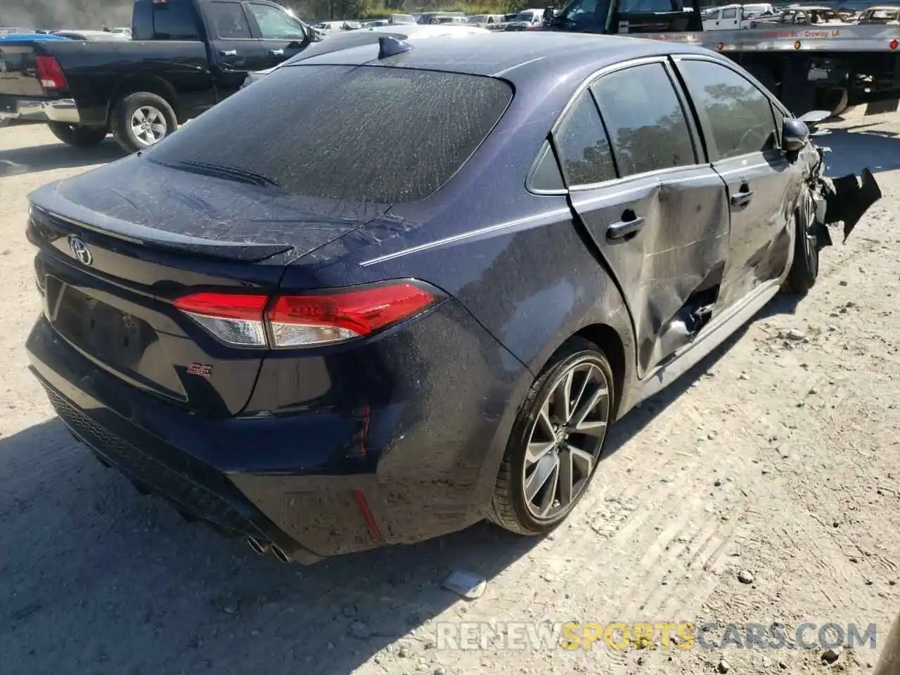 4 Photograph of a damaged car JTDP4RCE4LJ001116 TOYOTA COROLLA 2020