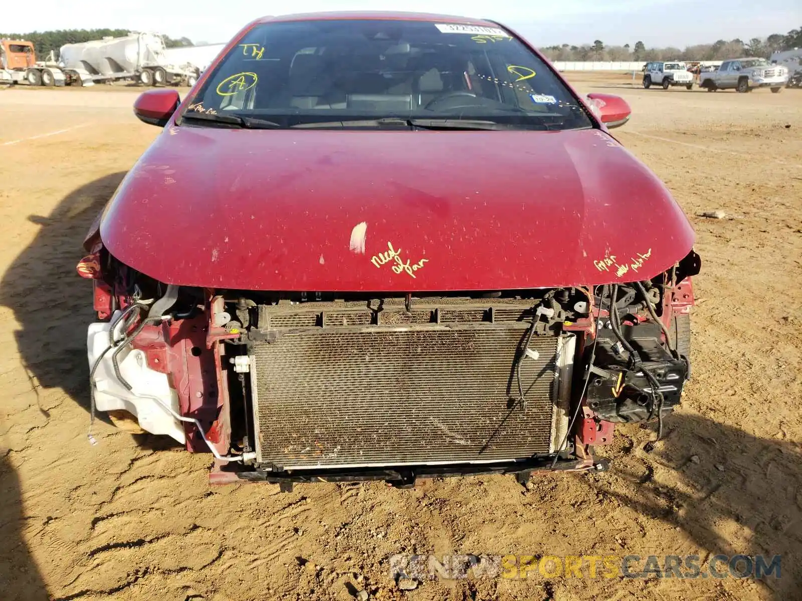 9 Photograph of a damaged car JTDP4RCE4LJ005957 TOYOTA COROLLA 2020