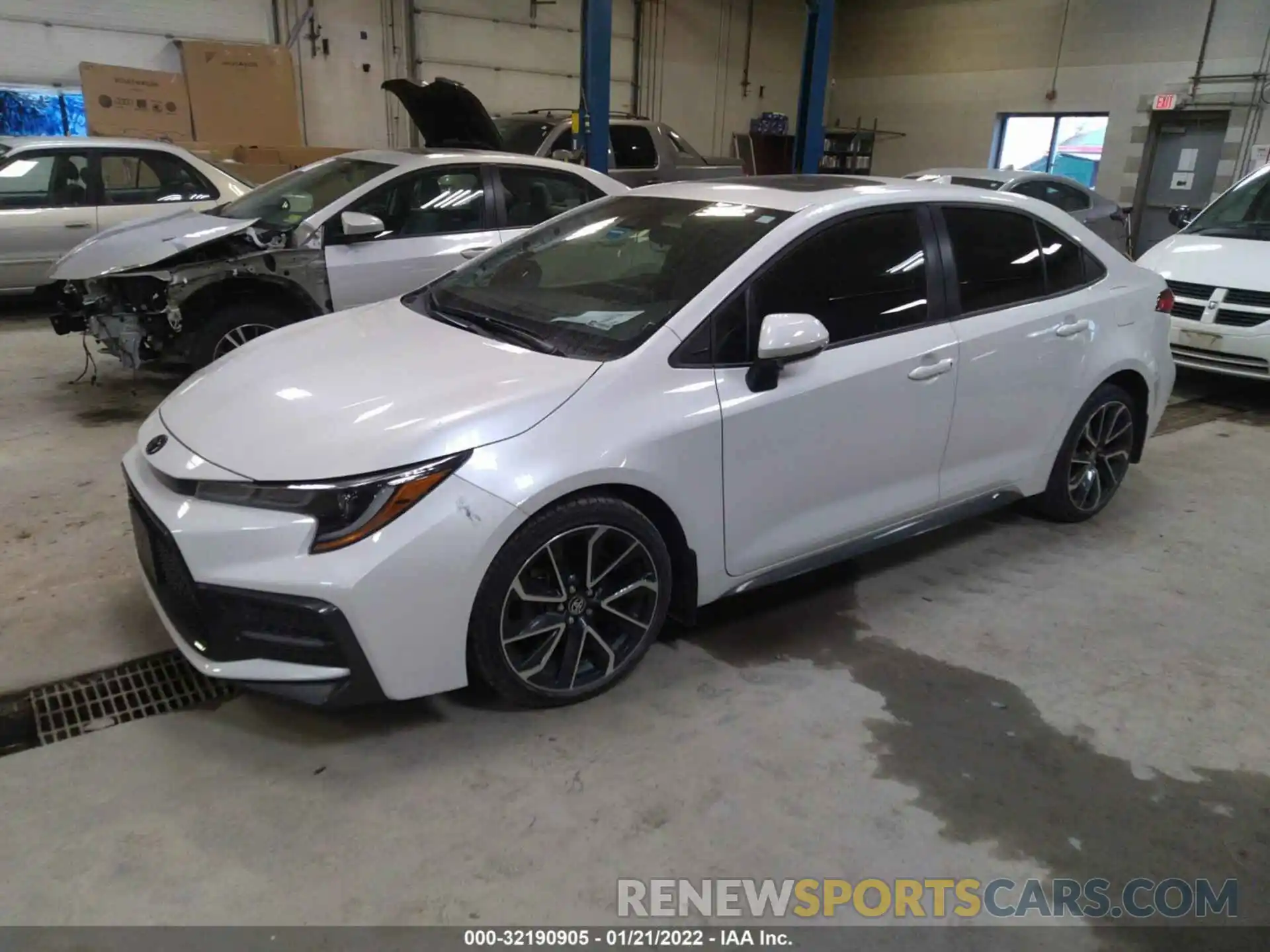 1 Photograph of a damaged car JTDP4RCE4LJ007529 TOYOTA COROLLA 2020