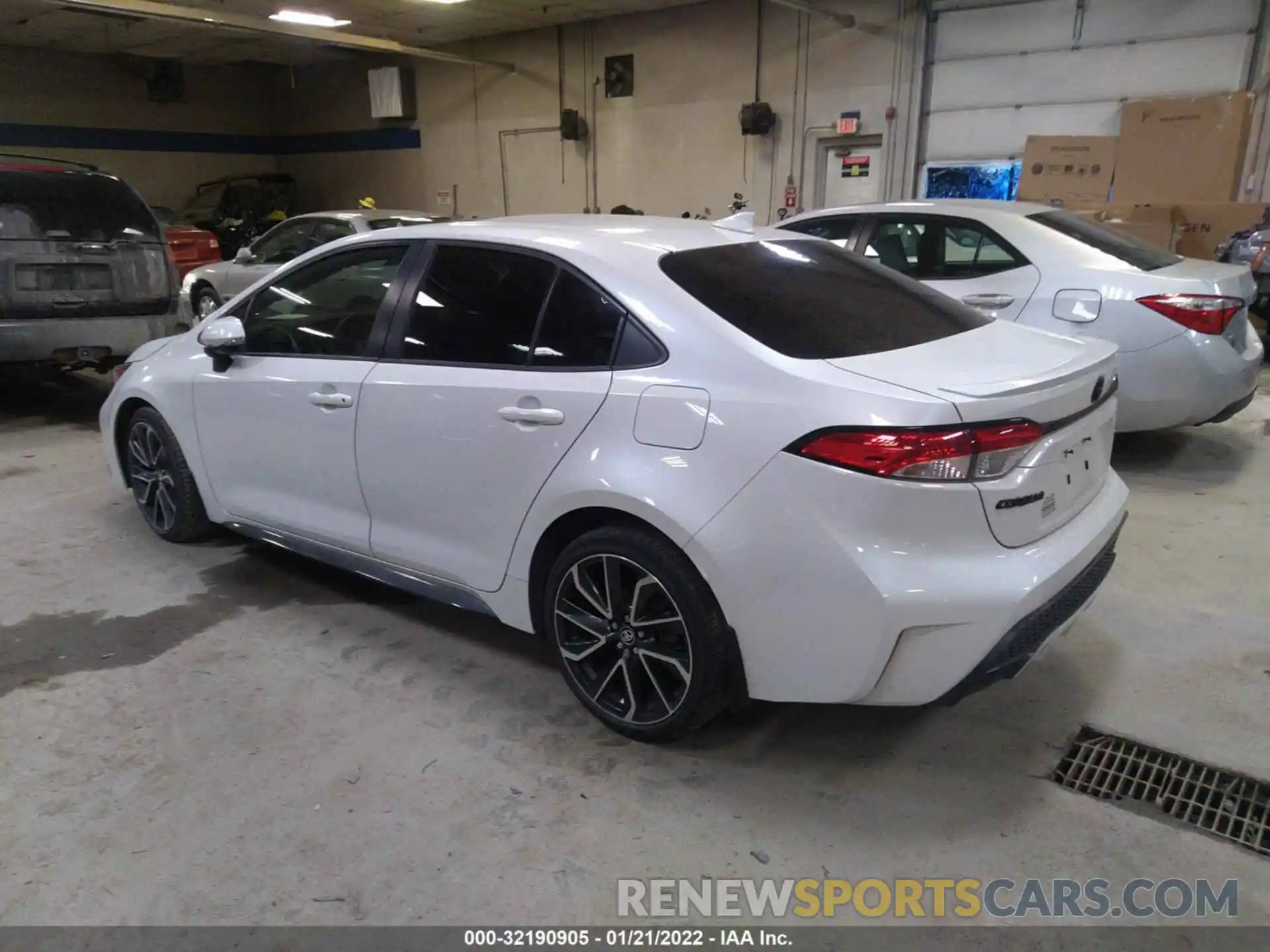 2 Photograph of a damaged car JTDP4RCE4LJ007529 TOYOTA COROLLA 2020