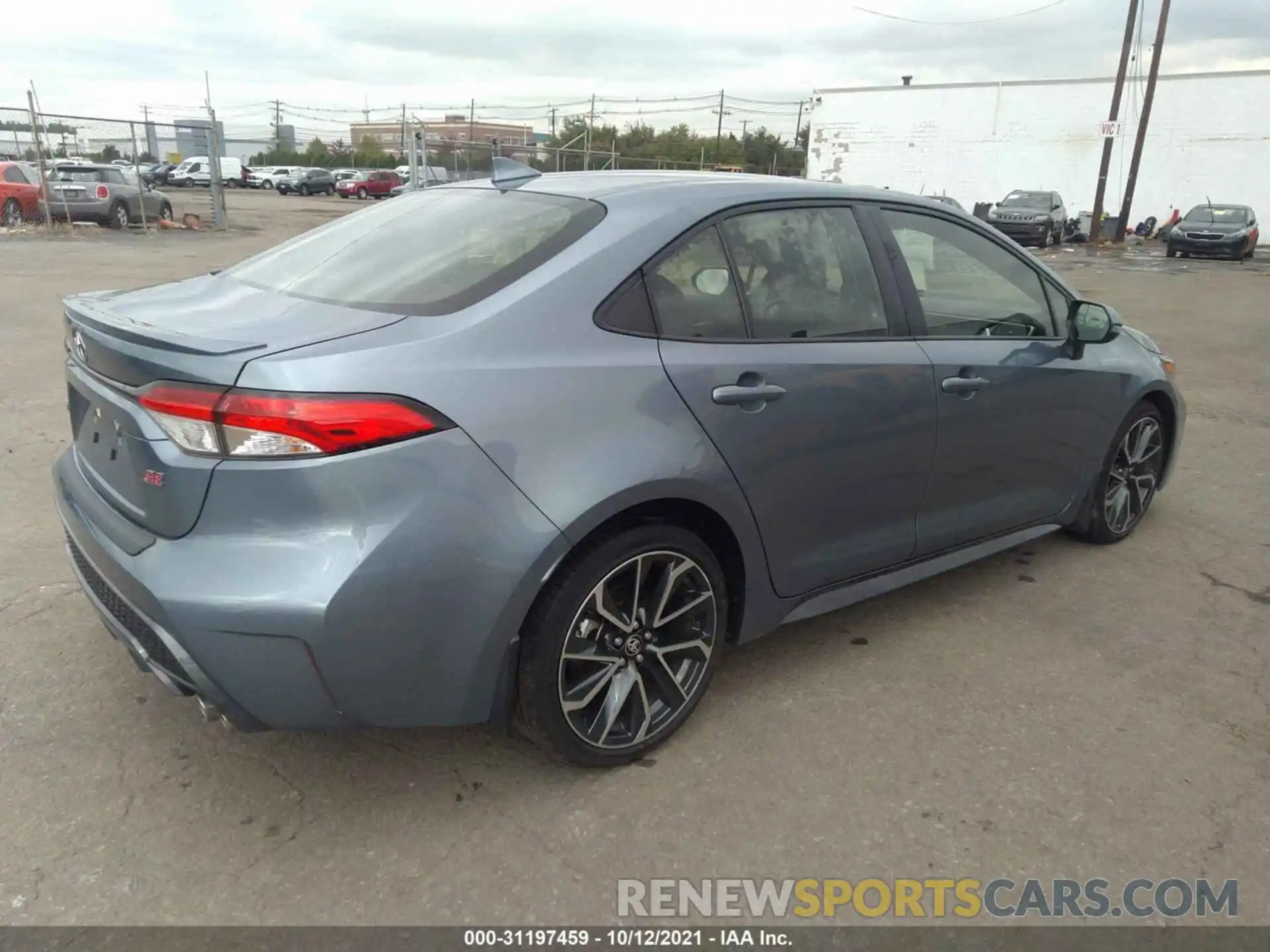 4 Photograph of a damaged car JTDP4RCE4LJ008289 TOYOTA COROLLA 2020