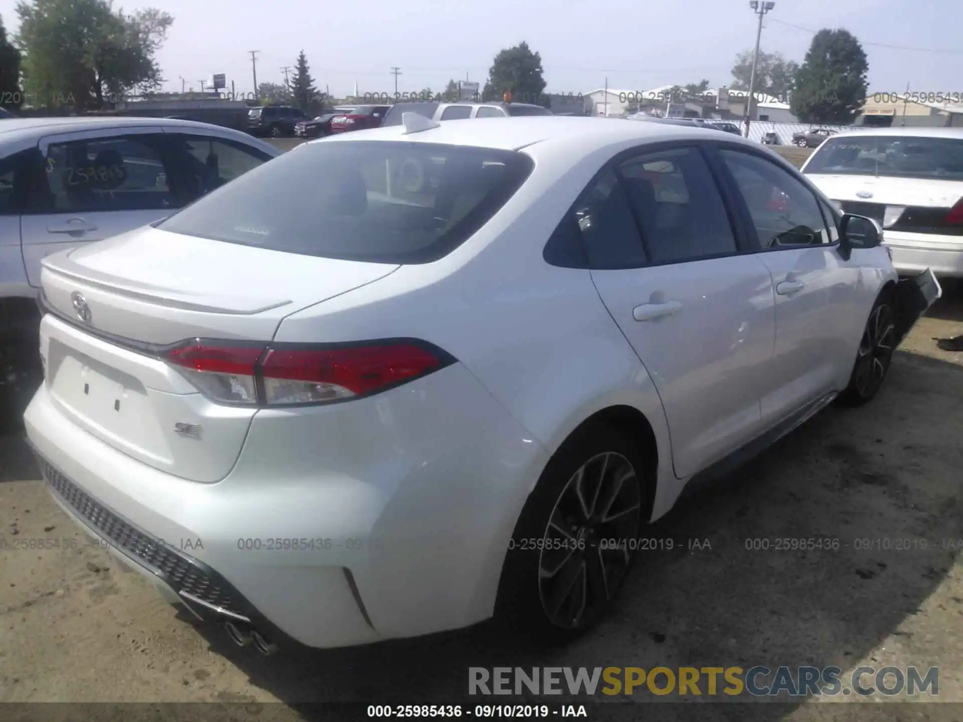 4 Photograph of a damaged car JTDP4RCE4LJ013363 TOYOTA COROLLA 2020