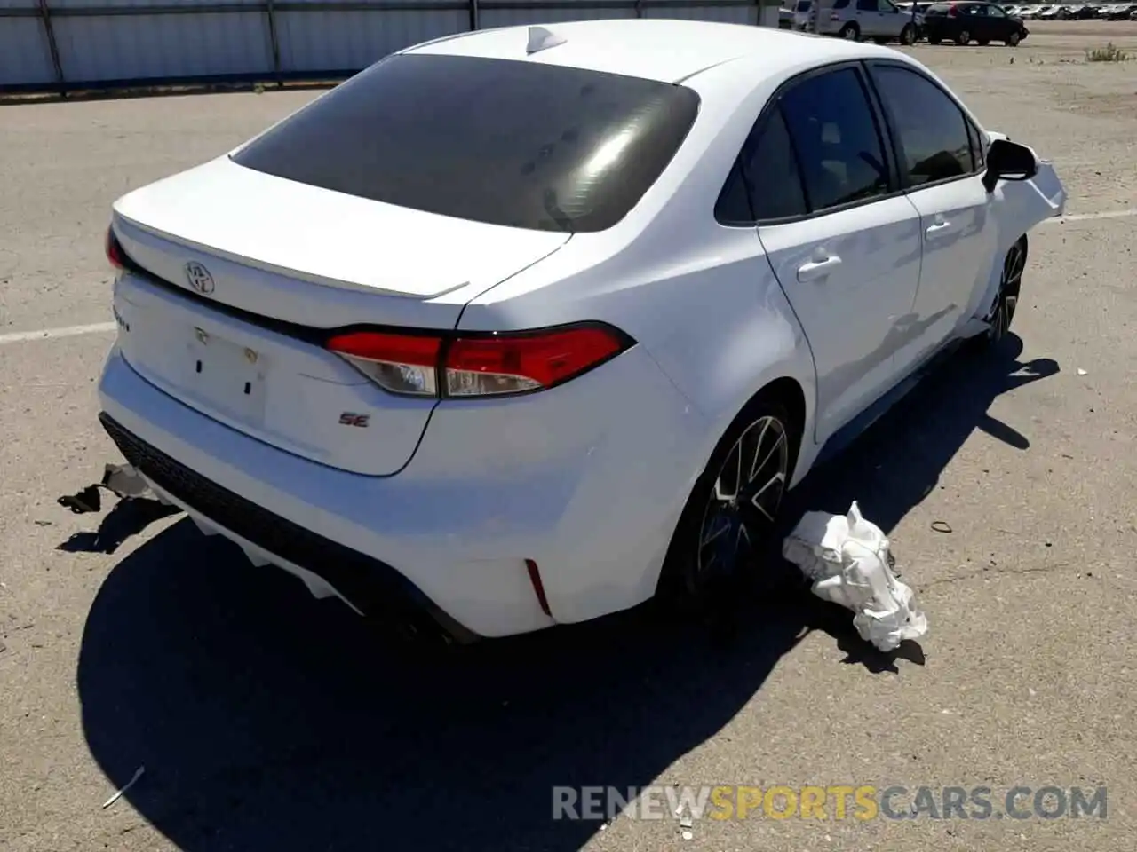 4 Photograph of a damaged car JTDP4RCE4LJ036285 TOYOTA COROLLA 2020