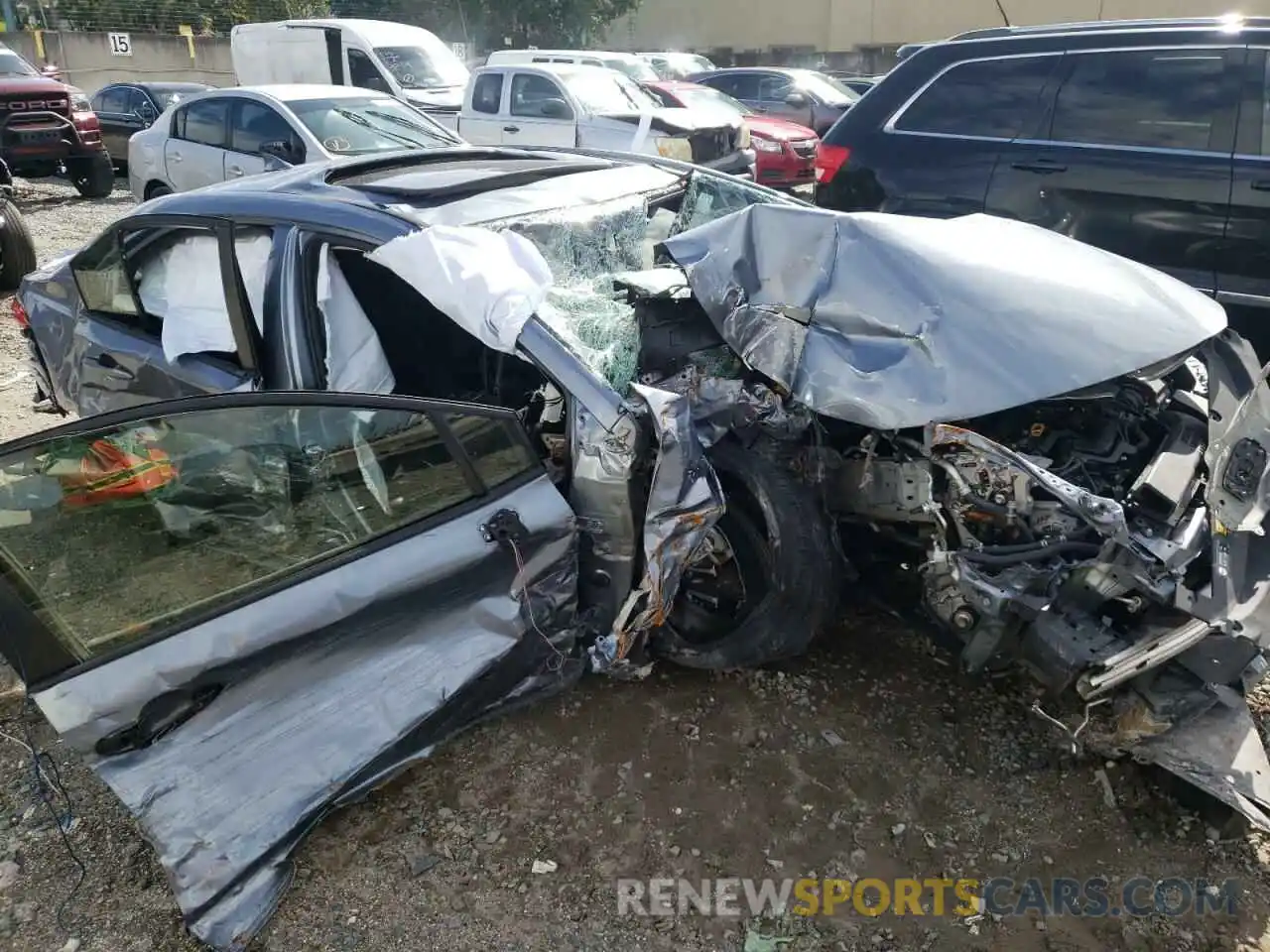 9 Photograph of a damaged car JTDP4RCE4LJ040465 TOYOTA COROLLA 2020